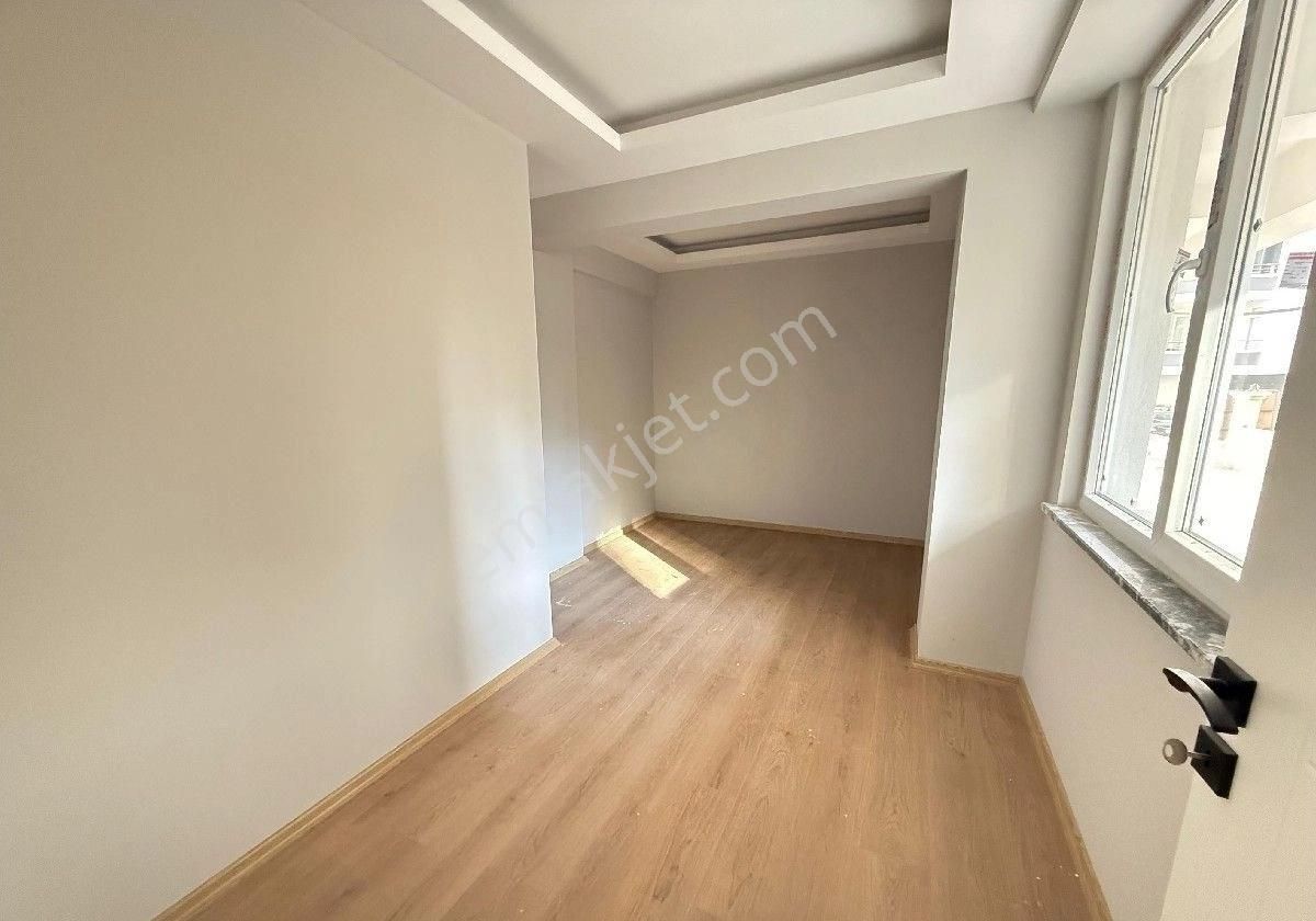 Samsun Atakum Körfez Tranwaya Çok Yakın Satılık 1+1 - Görsel 8