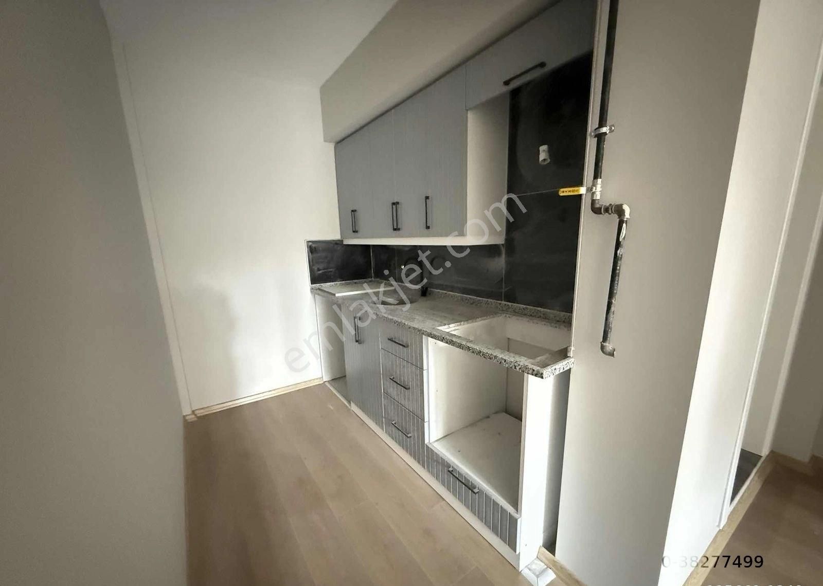 Atakumda Giriş Kat Sıfır Tramvaya Yakın Geniş Satılık 1+1 Daire - Görsel 6