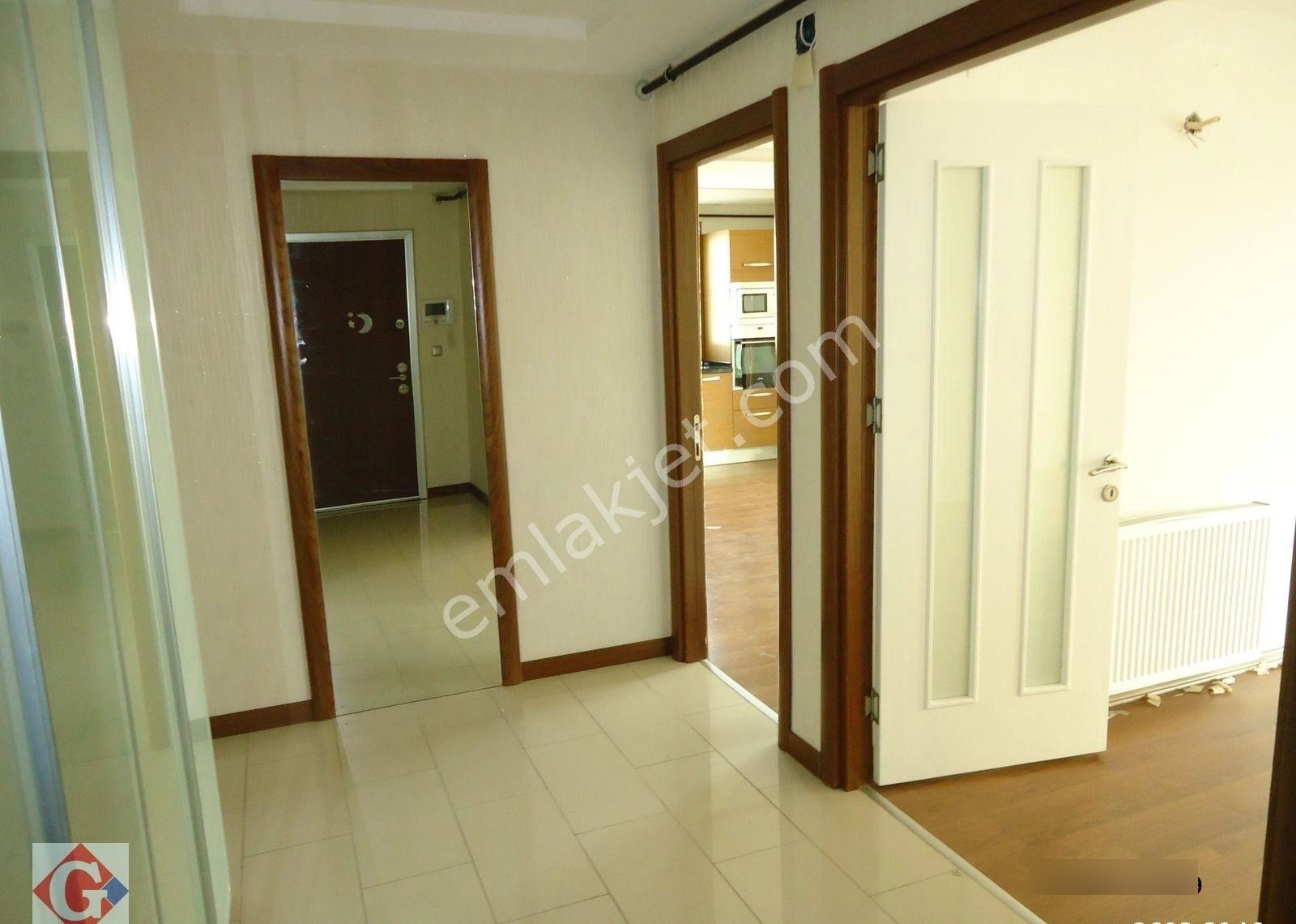 Görgün'den İnci Evleri'nde 4+1 200m2 Gkd Kombili Bakımlı Daire - Görsel 30