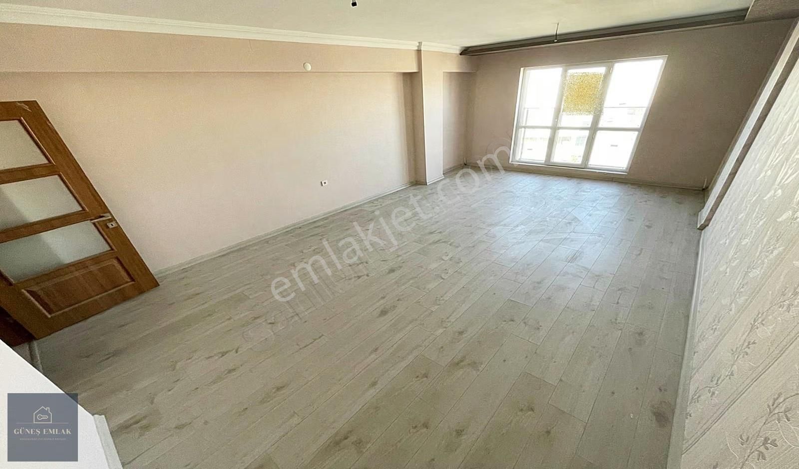 Yenikent'te 4+1ve 3+1 İki Daire Oturuma Hazır Az Bulunur Kaçırma - Görsel 9