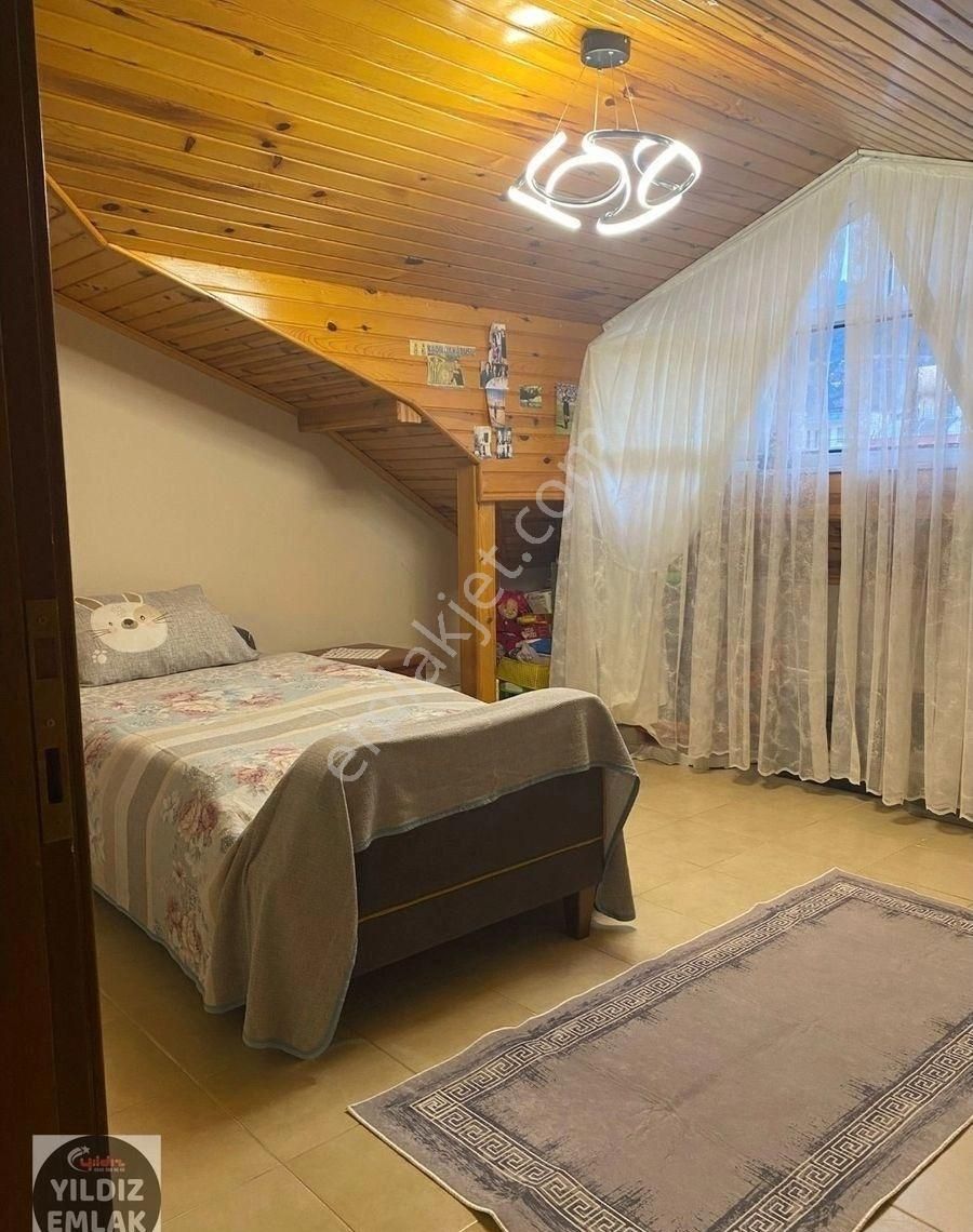 Alanya'da 4+1 Çatı Asansörlü Havuzlu Satılık Teraslı Yazlık Dubleks - Görsel 11