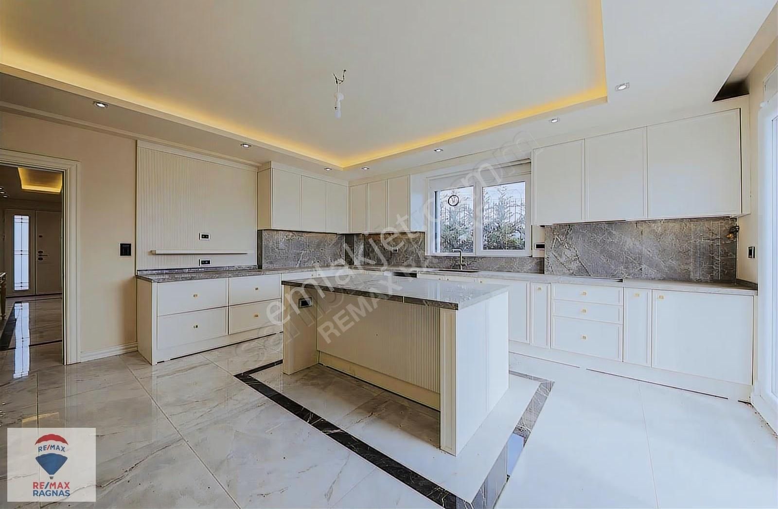 Hilal Konakları Butik Site İçerisinde Satılık Villa - Görsel 2