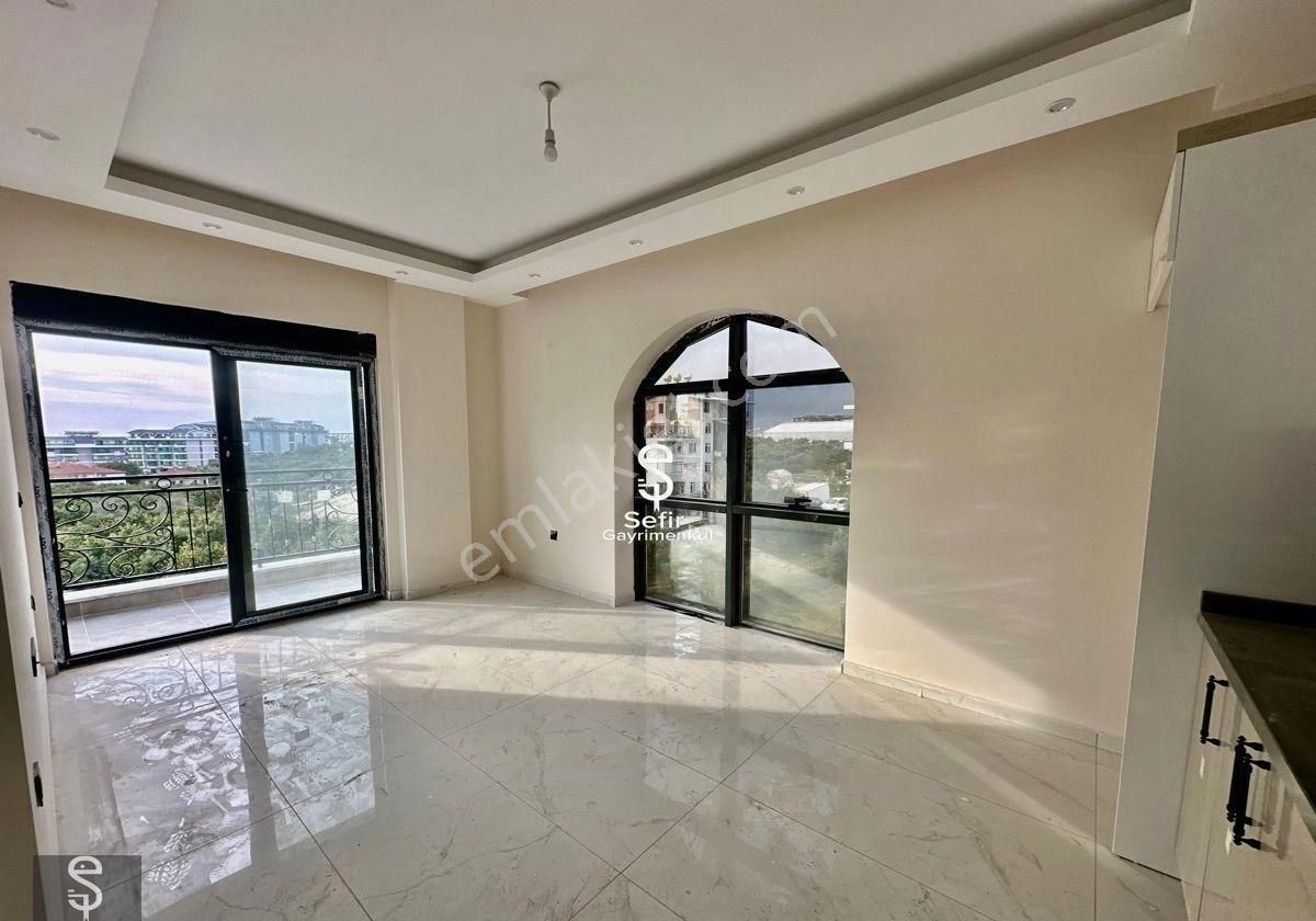 Alanya Oba' Da Kiralık 1+1 Site İçerisin'de Sıfır Daire - Görsel 18