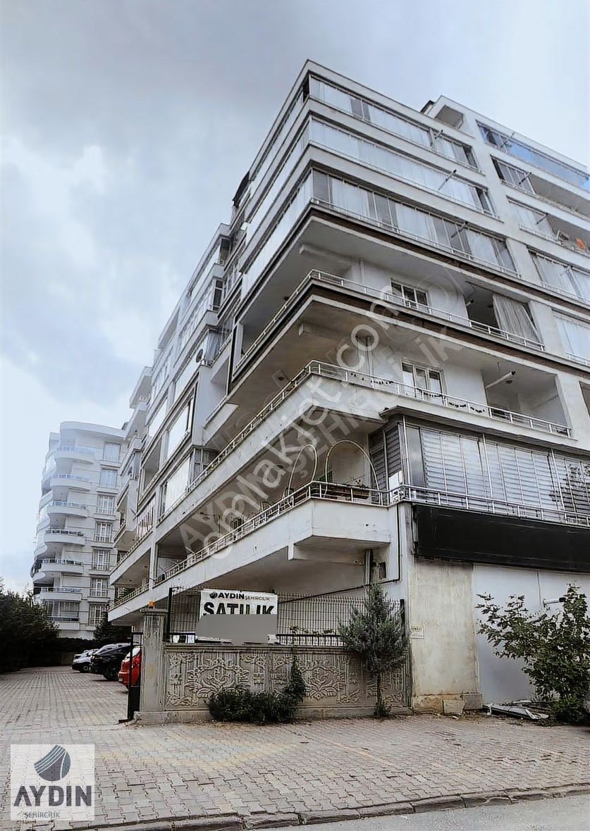 Aydın Satıyor'dan Fetih Cad. Cephe 5+1 Dublex Daire - Görsel 2