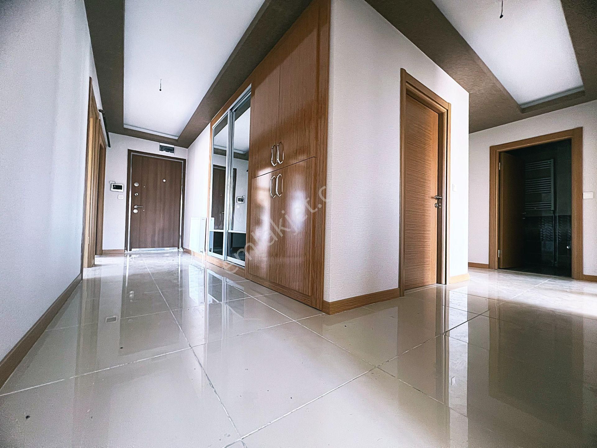 Barıştepede Akgüvercin ,piri.karahöyük Kesişimi Satlık 4+1 Daire - Görsel 44