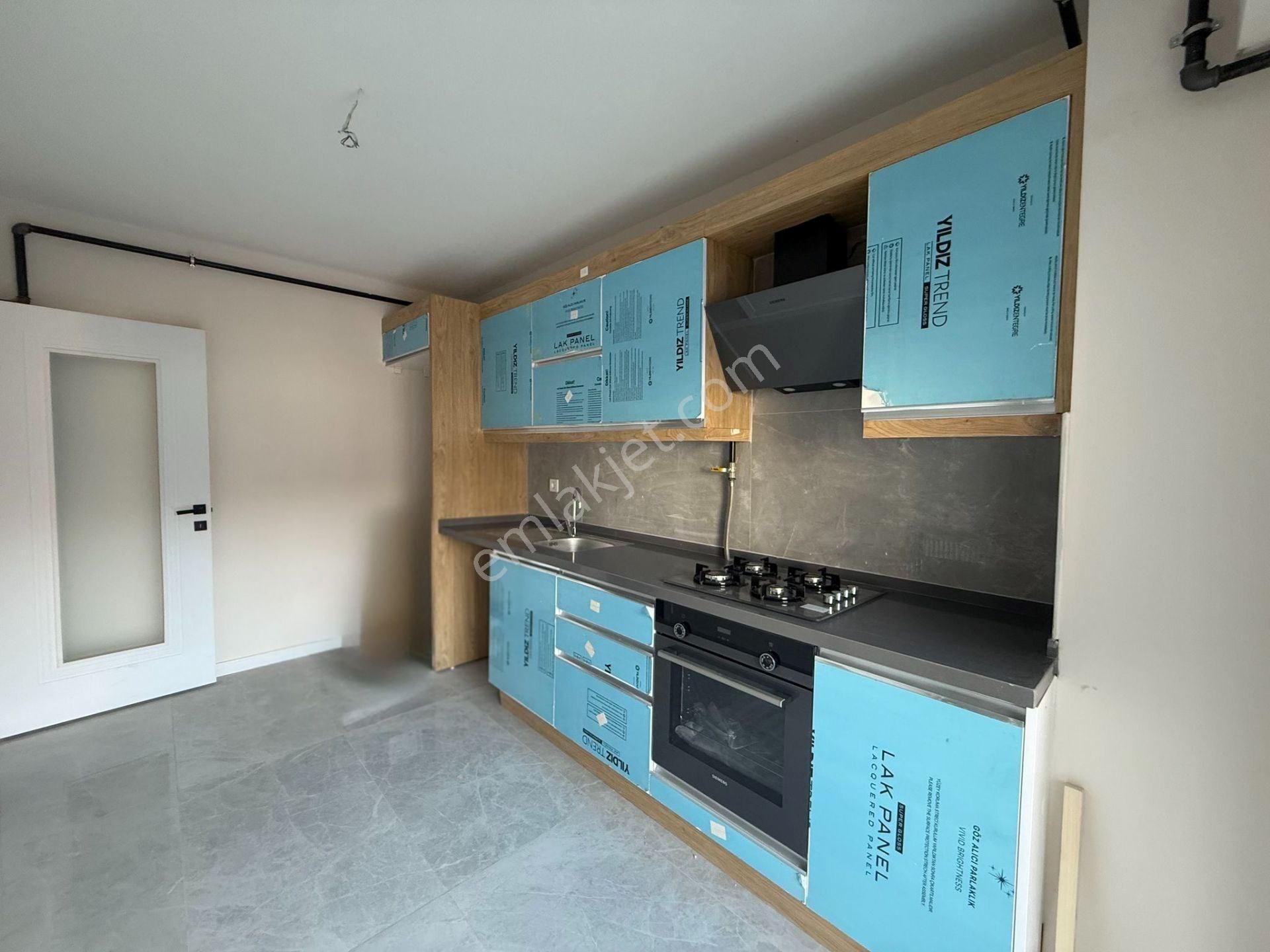 Yalı Mahallesi'nin En Güzel Konumunda Sıfır 2+1 Satılık - Görsel 6