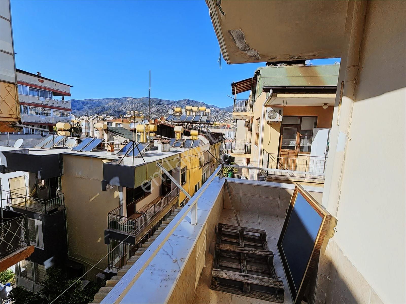 Saray Mahallesınde Merkezı Konumda Genış, Ayrı Mutfak 2+1 - Görsel 15