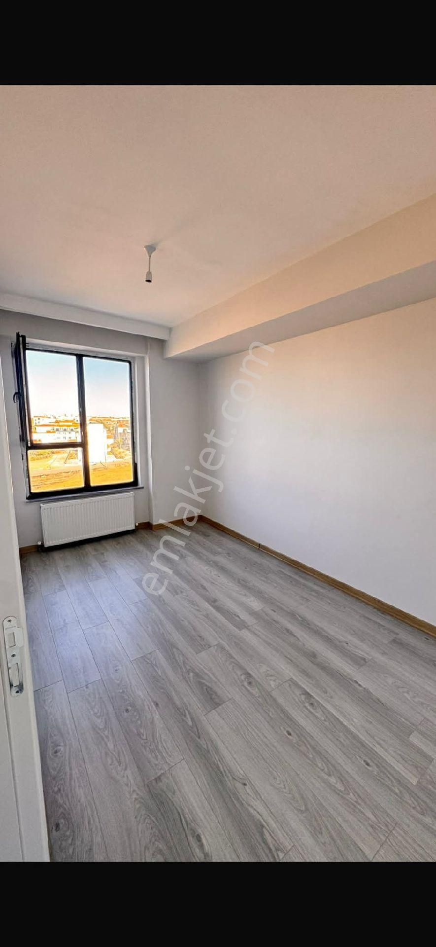 Şirintepe Mahallesi Kiracılı Satılık Sıfır 1+1 Apat - Görsel 5