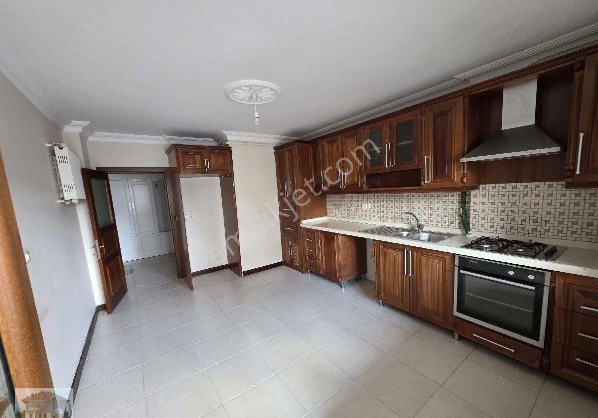 Dragos Sahilde Kiralik Genis 3+1daire - Görsel 22