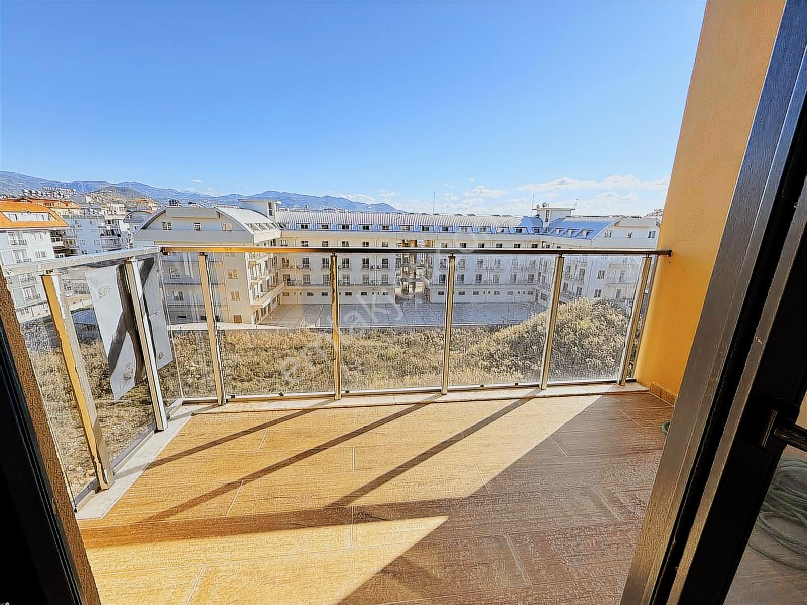 Payallar'da İskanlı Havuzlu Yüksek Krediye Uygun Satılık 1+1 - Görsel 5