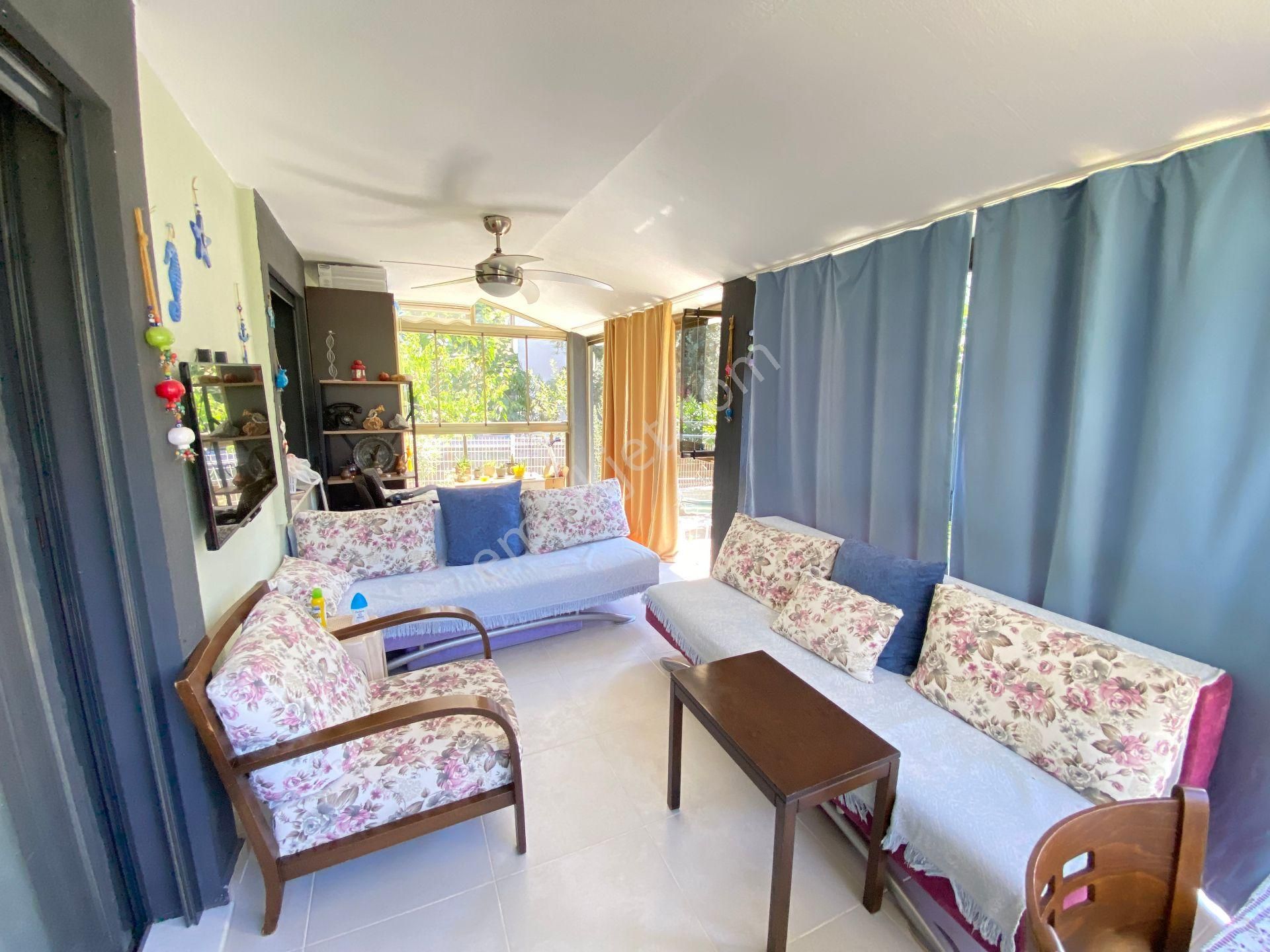 Ürkmez De Lokasyonu Merkezi Konumda Lüks Deniz 400mt Satılık 3+1 Dublex Daire - Görsel 16