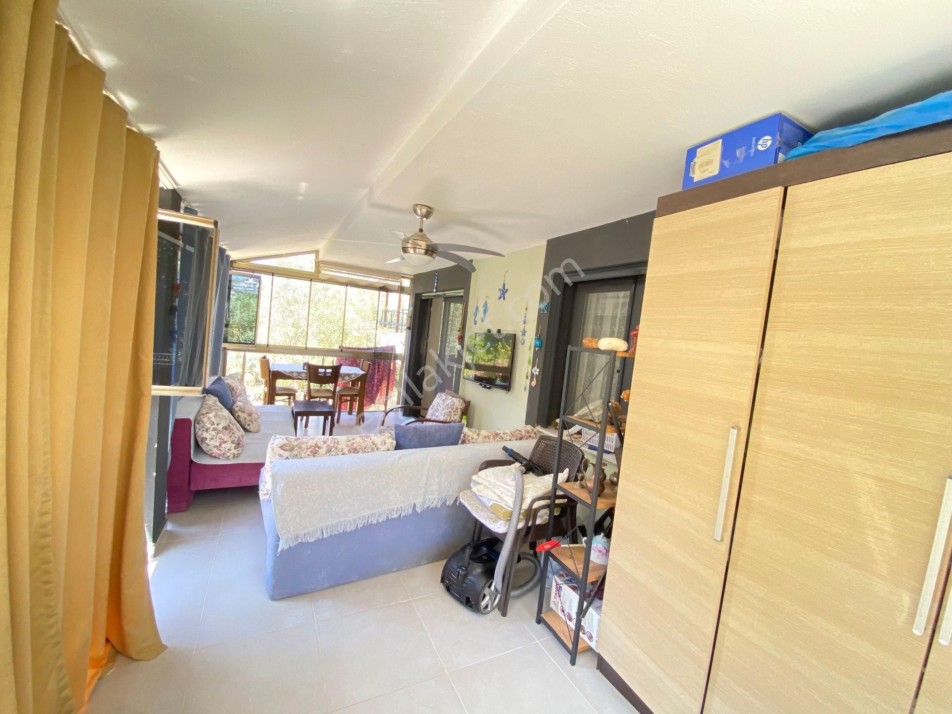 Ürkmez De Lokasyonu Merkezi Konumda Lüks Deniz 400mt Satılık 3+1 Dublex Daire - Görsel 22