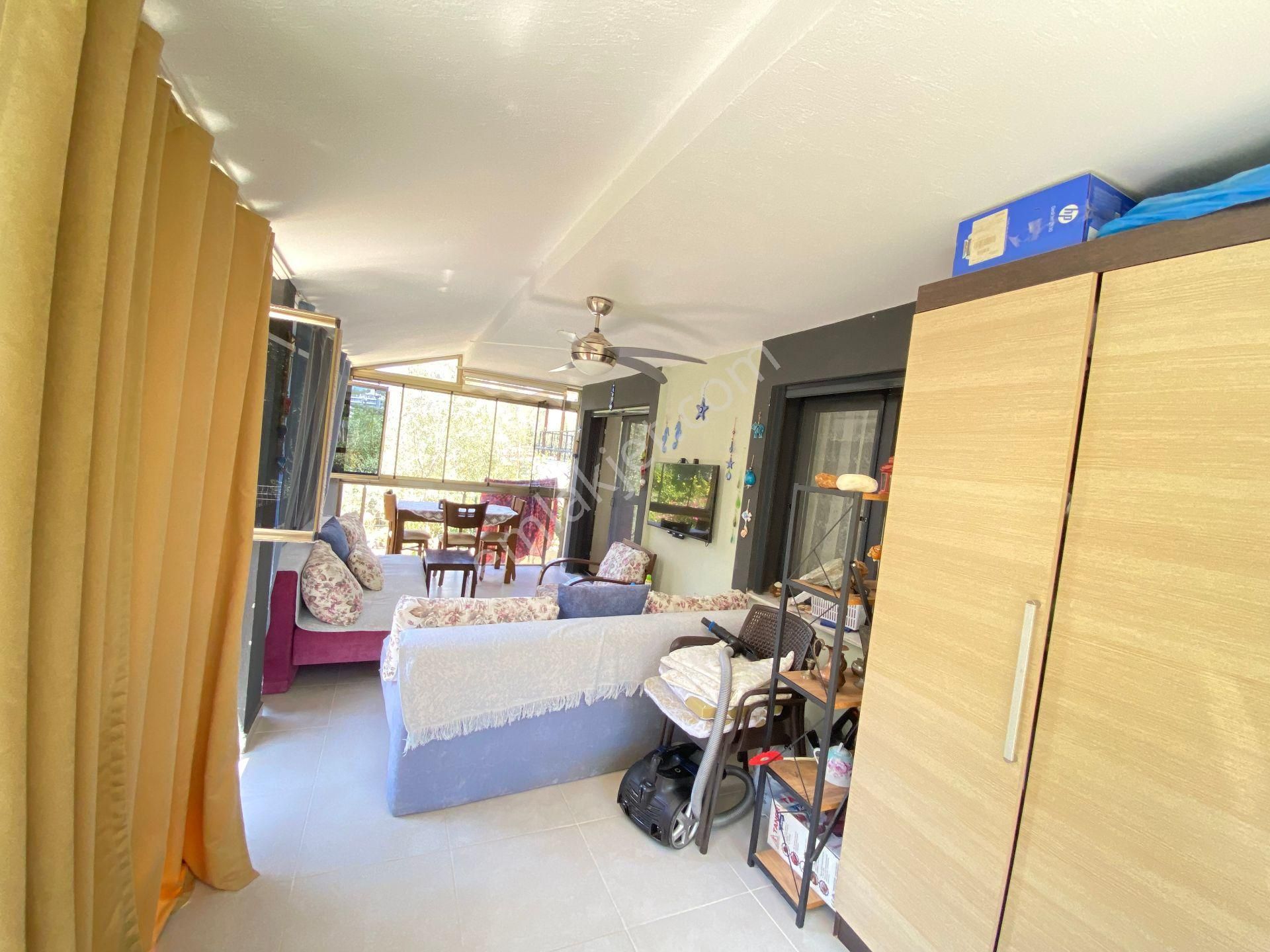 Ürkmez De Lokasyonu Merkezi Konumda Lüks Deniz 400mt Satılık 3+1 Dublex Daire - Görsel 10