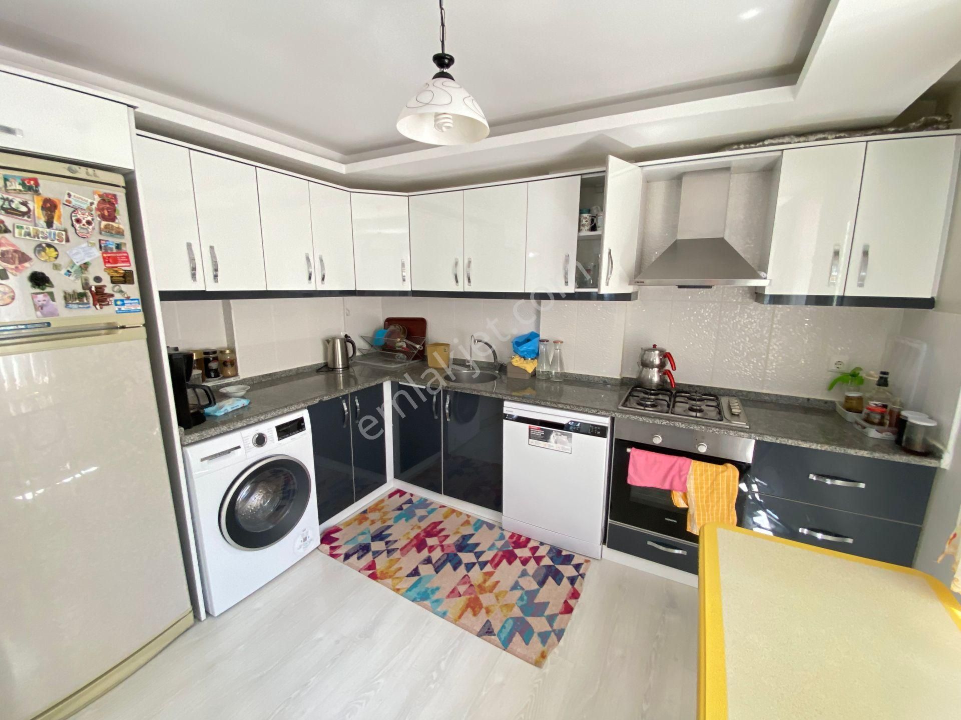 Ürkmez De Lokasyonu Merkezi Konumda Lüks Deniz 400mt Satılık 3+1 Dublex Daire - Görsel 13