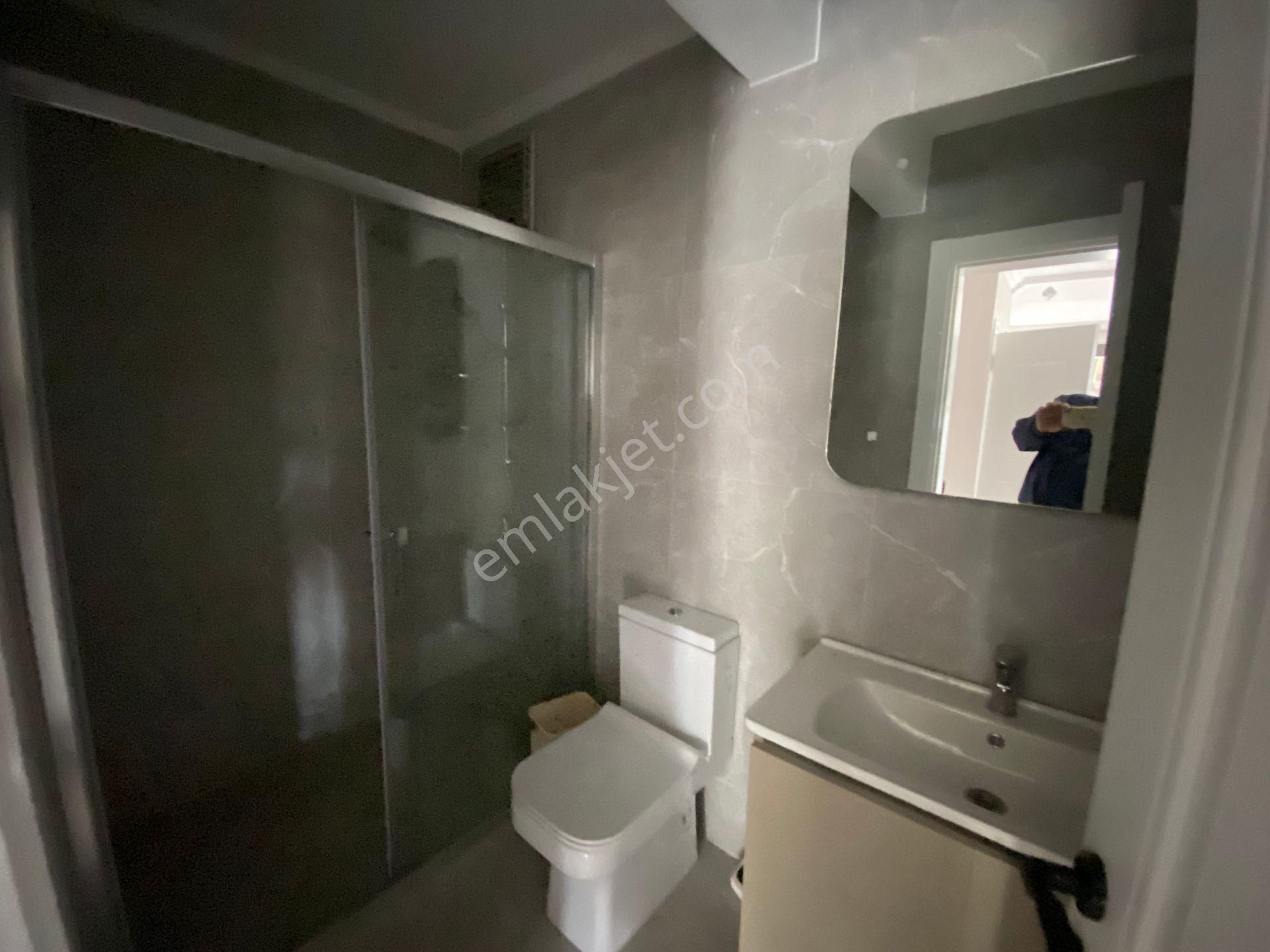 Ürkmez De Plaja 100m Açık Olimpik Havuzlu Bahçeli 3+1 Satılık Villa - Görsel 18