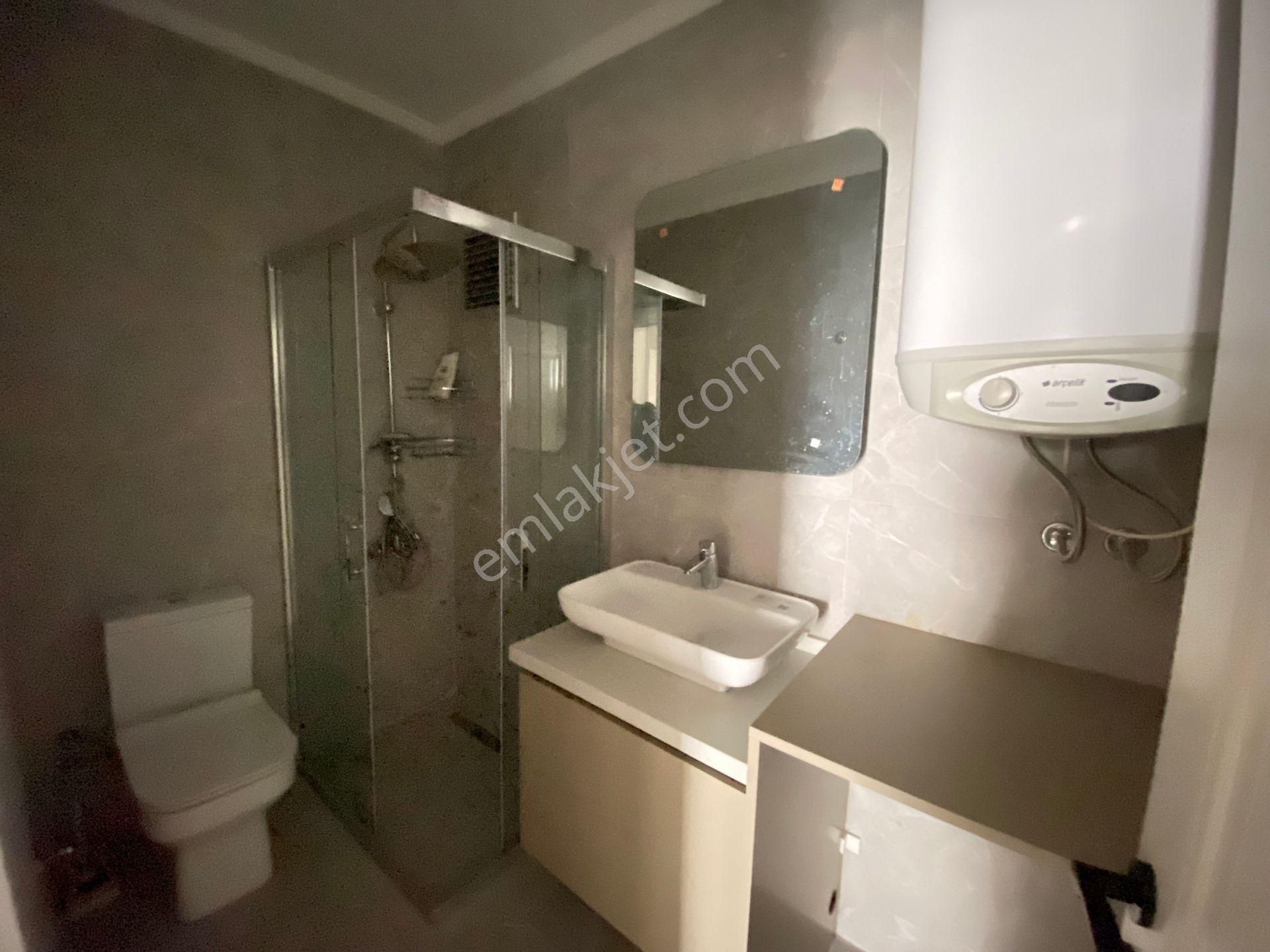 Ürkmez De Plaja 100m Açık Olimpik Havuzlu Bahçeli 3+1 Satılık Villa - Görsel 27