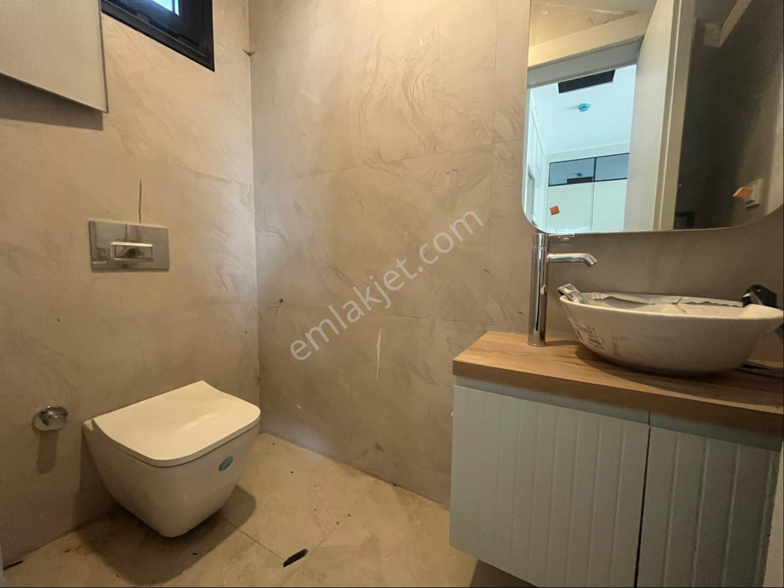 Davutlarda Özel Havuzlu Bahçeli Sıfır 3+1 Villa - Görsel 9