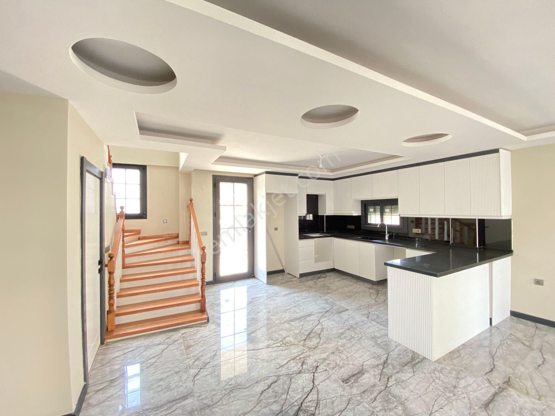 Seferihisar Doğanbeyde Tek Mustakil Havuzlu Satılık 3+1 Villa - Görsel 26