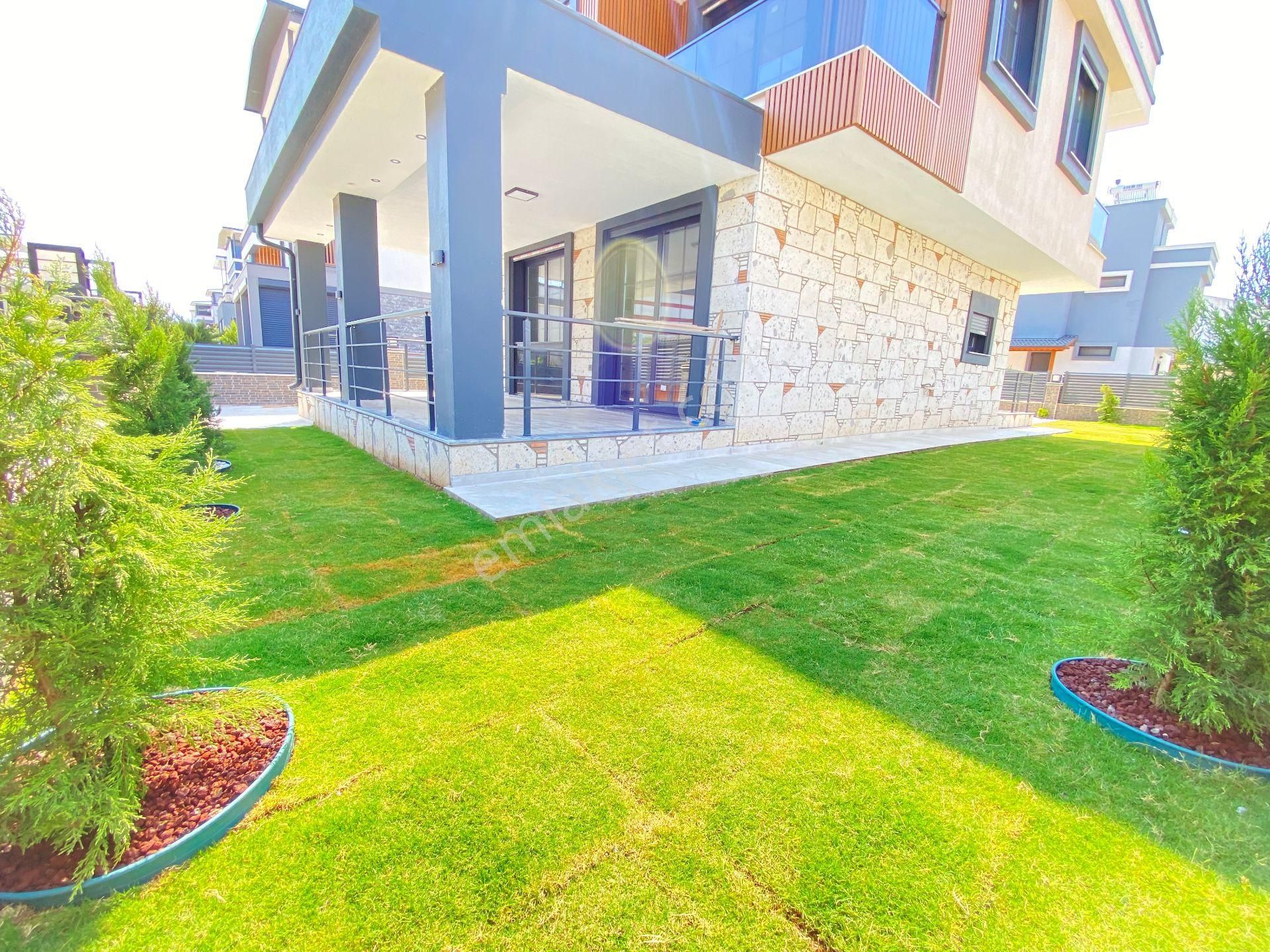 Seferihisar Doğanbeyde Tek Mustakil Havuzlu Satılık 3+1 Villa - Görsel 5