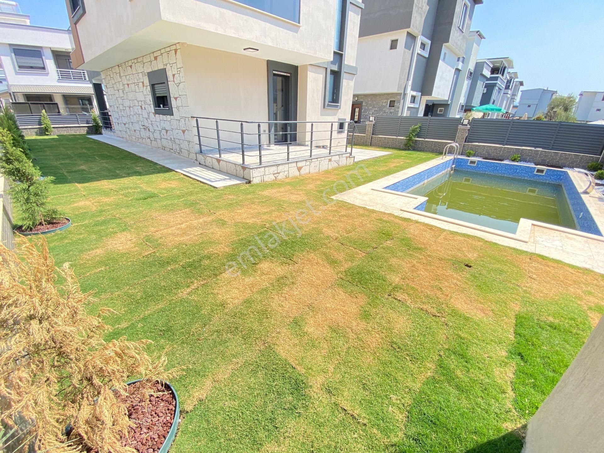 Seferihisar Doğanbeyde Tek Mustakil Havuzlu Satılık 3+1 Villa - Görsel 10