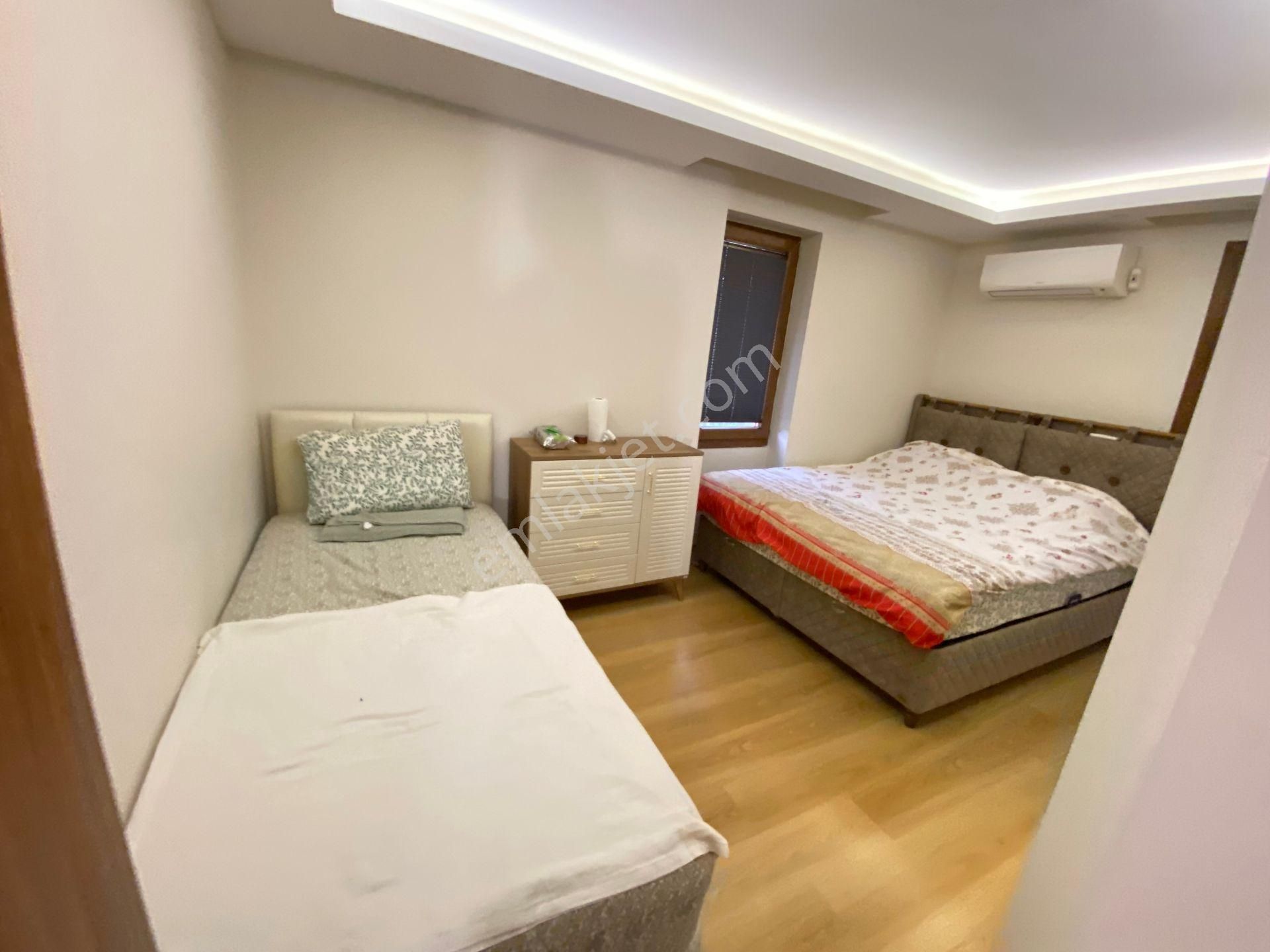 İzmir Ürkmez'de Bahçeli Masrafsız Plaja 50m 3+1 Satılık Villa - Görsel 23