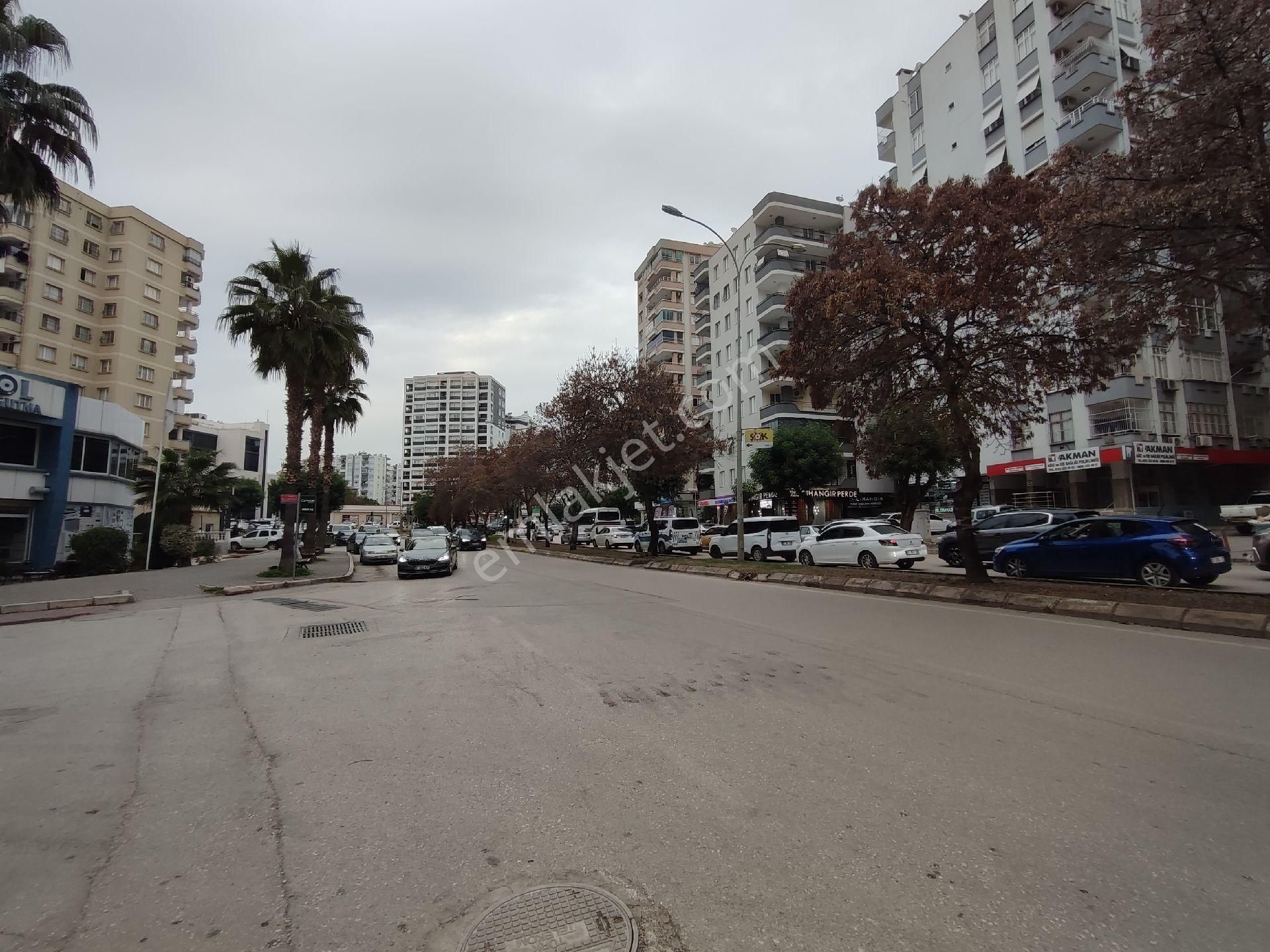 Sezar Hastanesi Civ Blvr Üzeri Yeni Bina'da 4+1 Satılık - Görsel 4