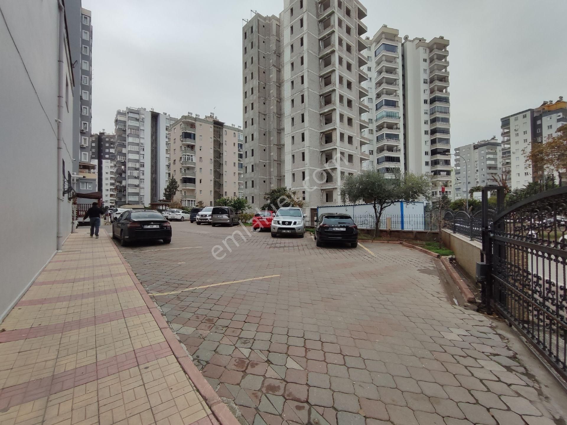 Sezar Hastanesi Civ Blvr Üzeri Yeni Bina'da 4+1 Satılık - Görsel 3