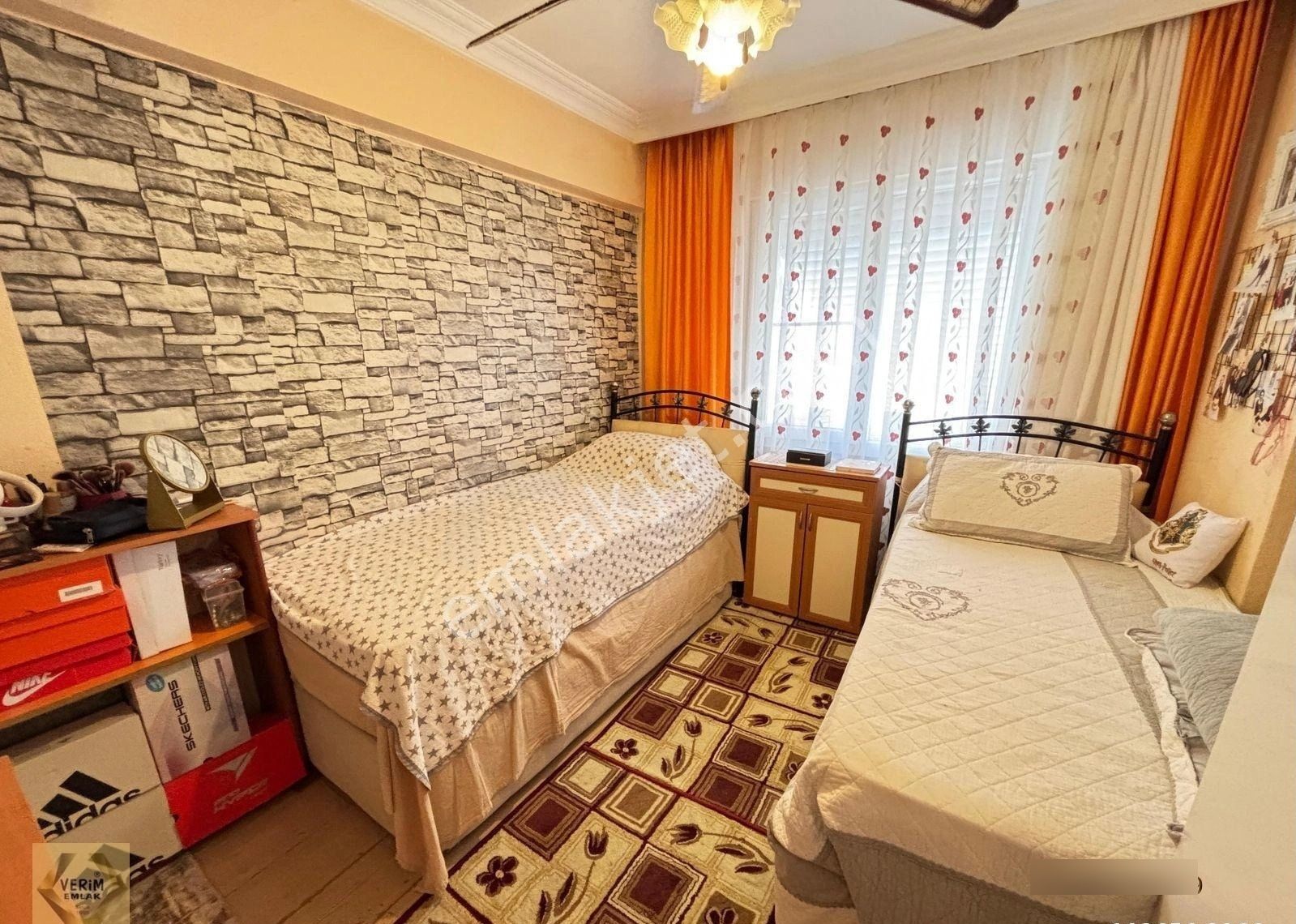 Seferihisar Ürkmez De Çarşı Merkezinde Denize 100mt Satılık 2+1 Daire - Görsel 4