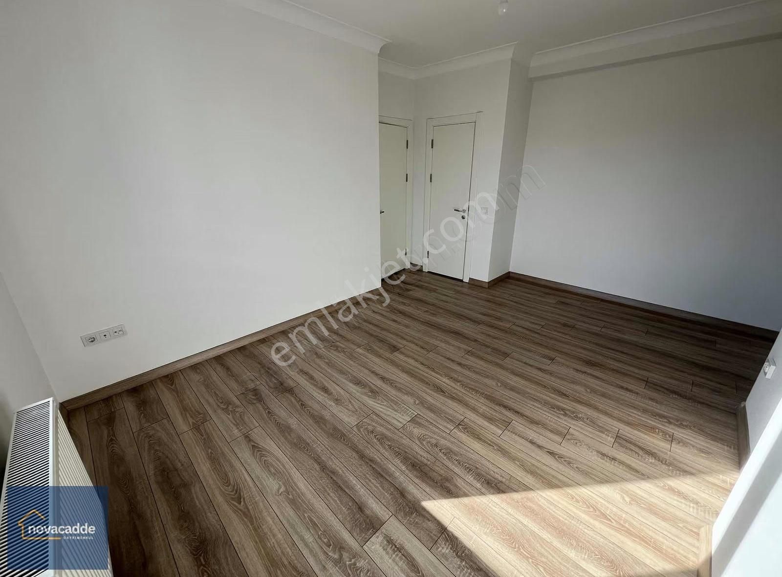 Kozyatağı Şenesenevler'de Yeni Binada, Geniş 2+1 Satılık Daire - Görsel 4