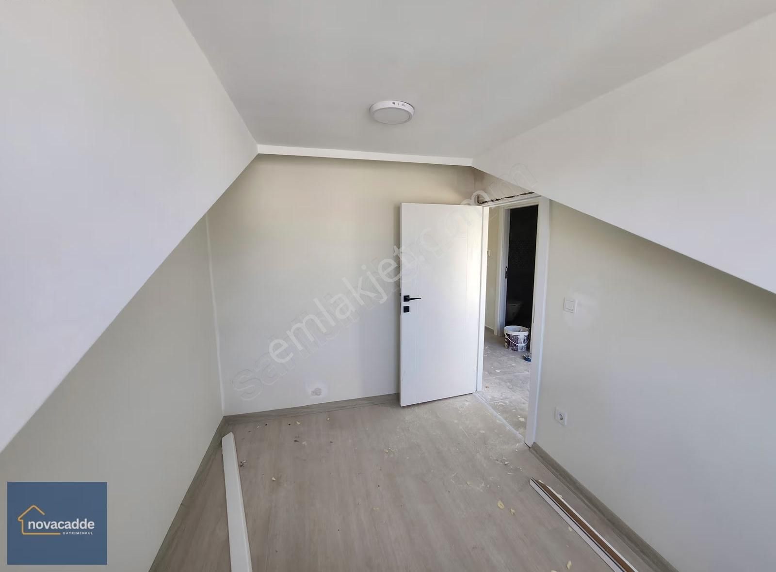 Küçükyalı Kılavuz Çayırı Caddesinde 3+1 Dubleks Daire - Görsel 13