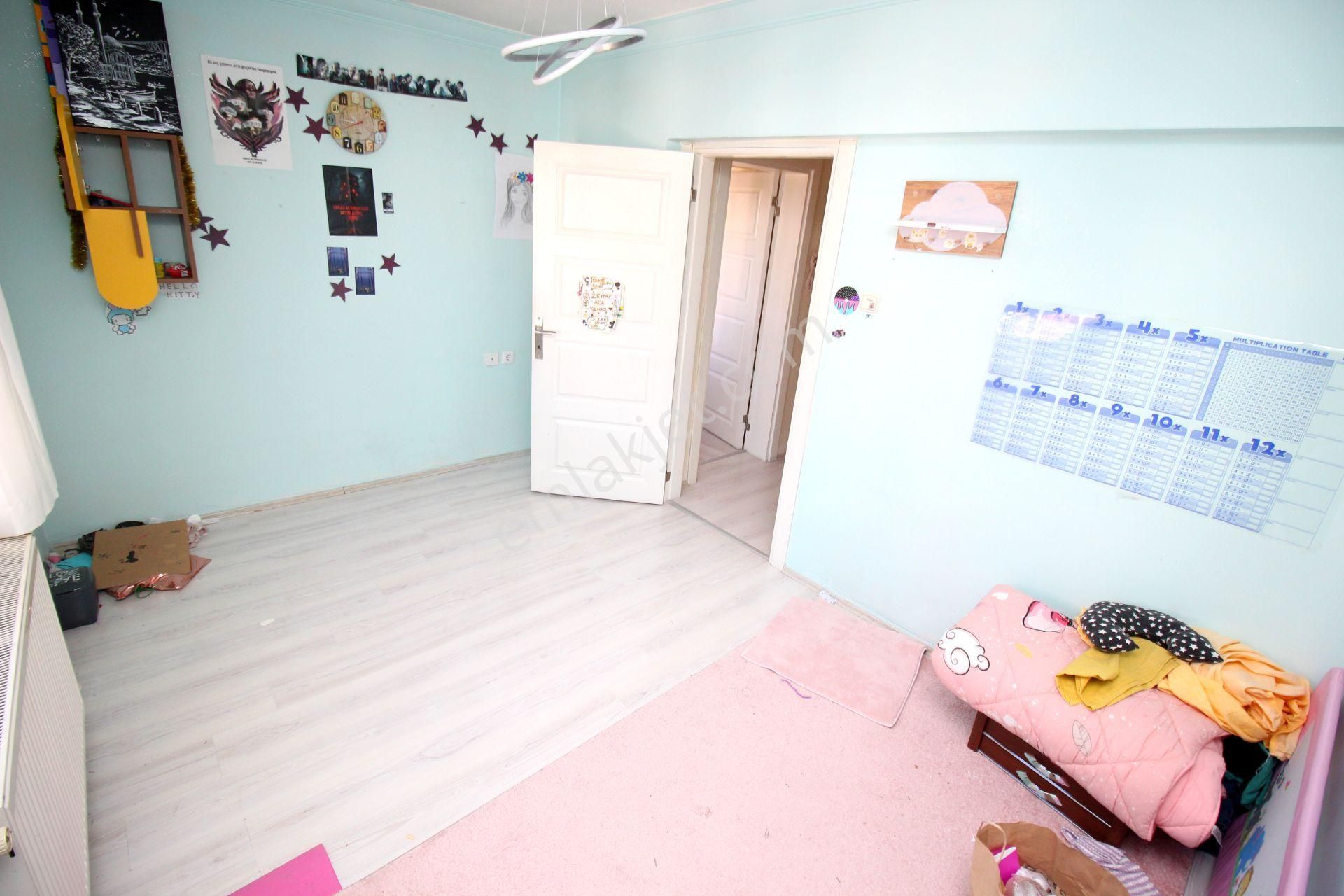 Emre Emlaktan Topçu Mahallesinde Site İçerisinde **boş** Kiralık 3+1 Daire - Görsel 11