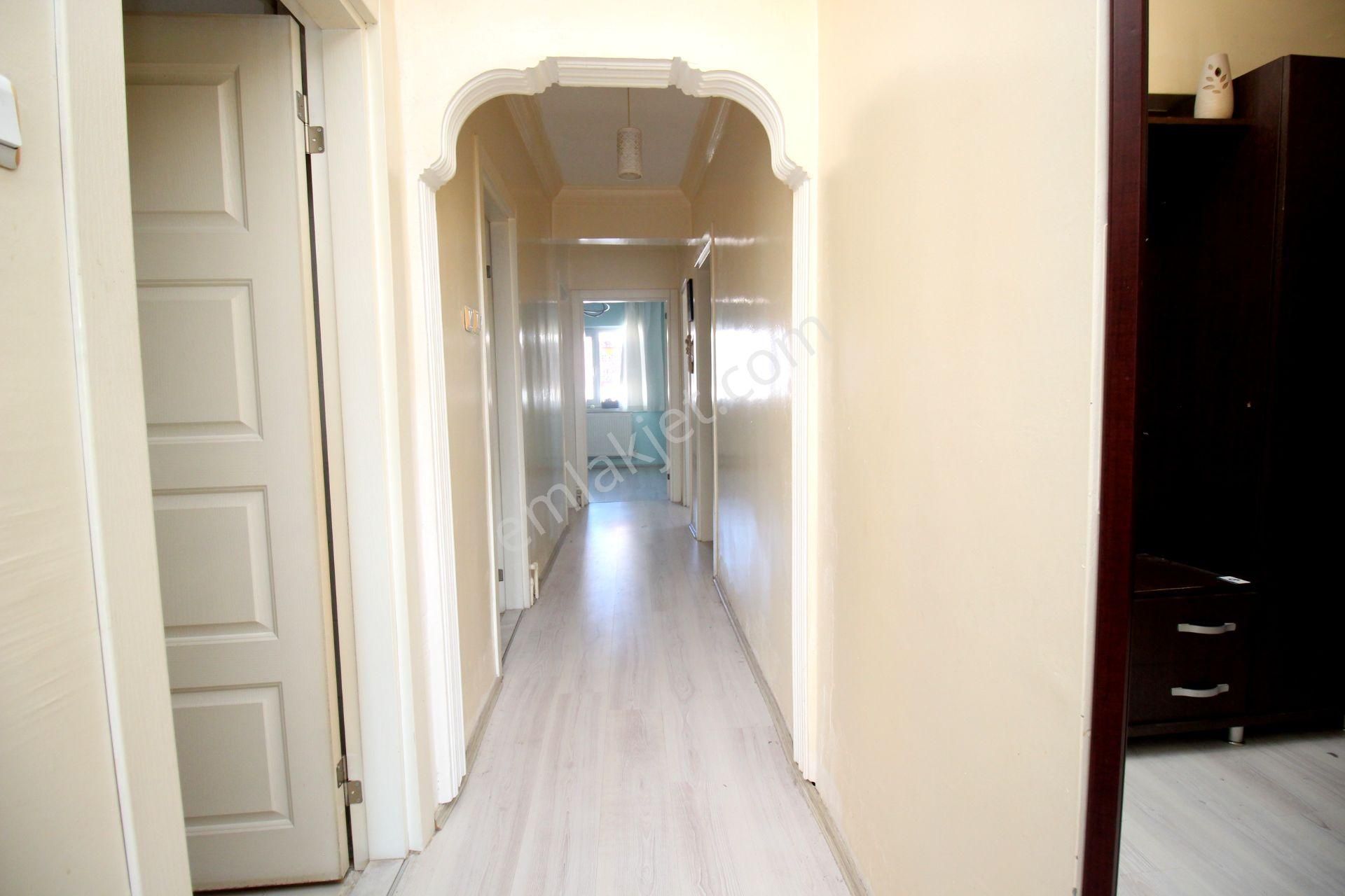 Emre Emlaktan Topçu Mahallesinde Site İçerisinde **boş** Kiralık 3+1 Daire - Görsel 17