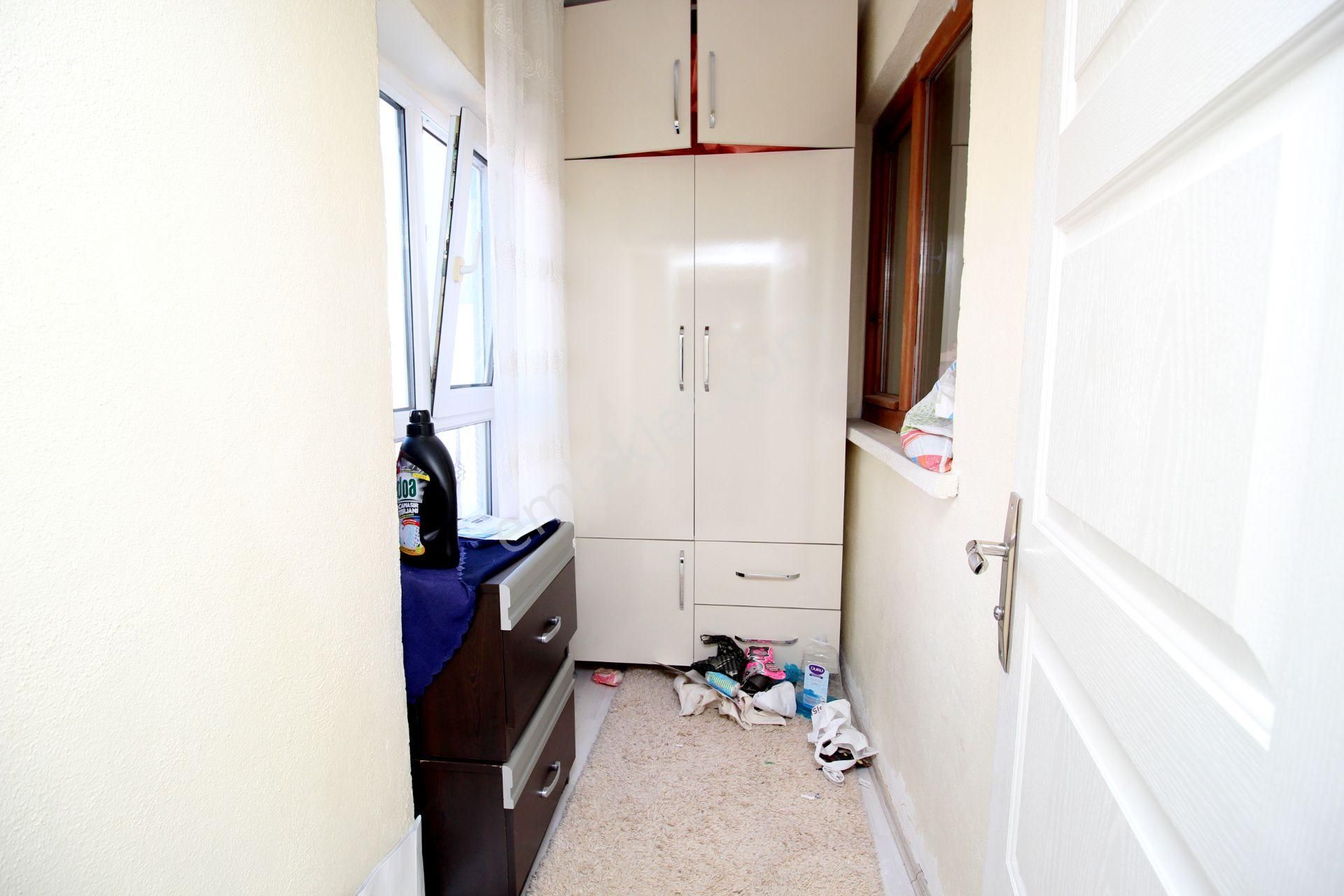 Emre Emlaktan Topçu Mahallesinde Site İçerisinde **boş** Kiralık 3+1 Daire - Görsel 16