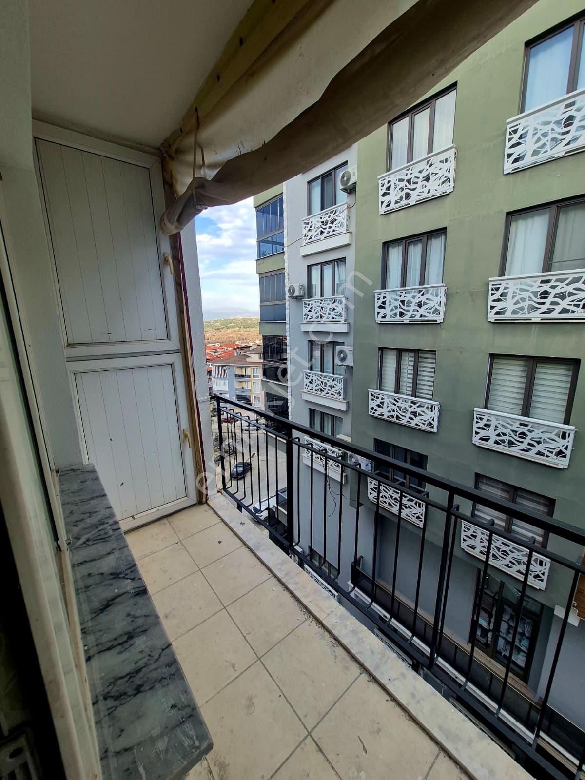 Kaan Emlaktan Bağbaşı Yeniyolda 3+1 170 M2 Satılık Daire - Görsel 14