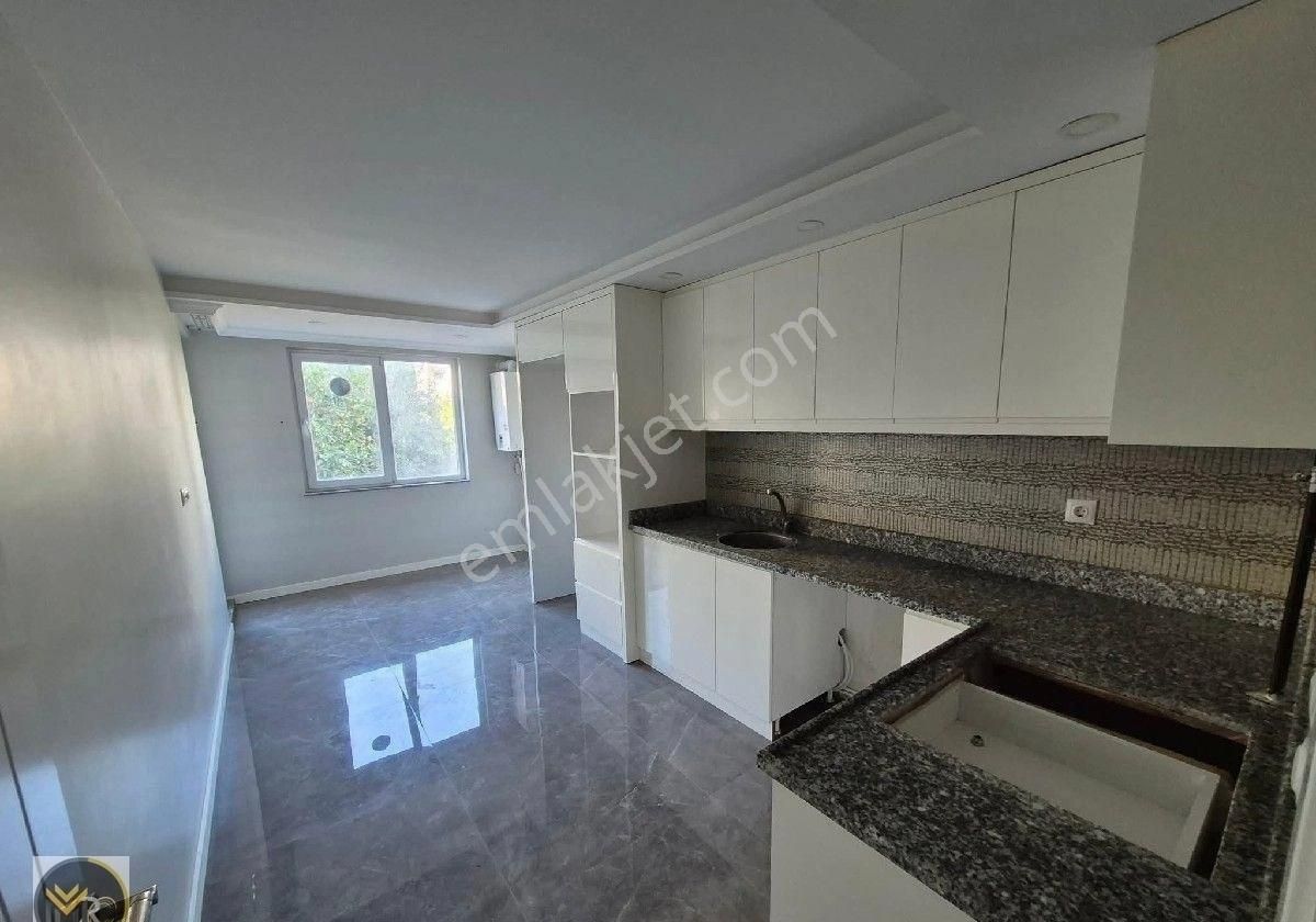 Mırac Emlaktan Acıl Satılık 2+1 Daıre