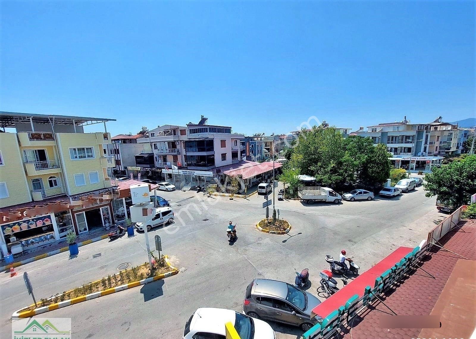 Seferihisar Ürkmez Merkez'de Satılık 2+1 Daire Ayrı Mutfak - Görsel 7