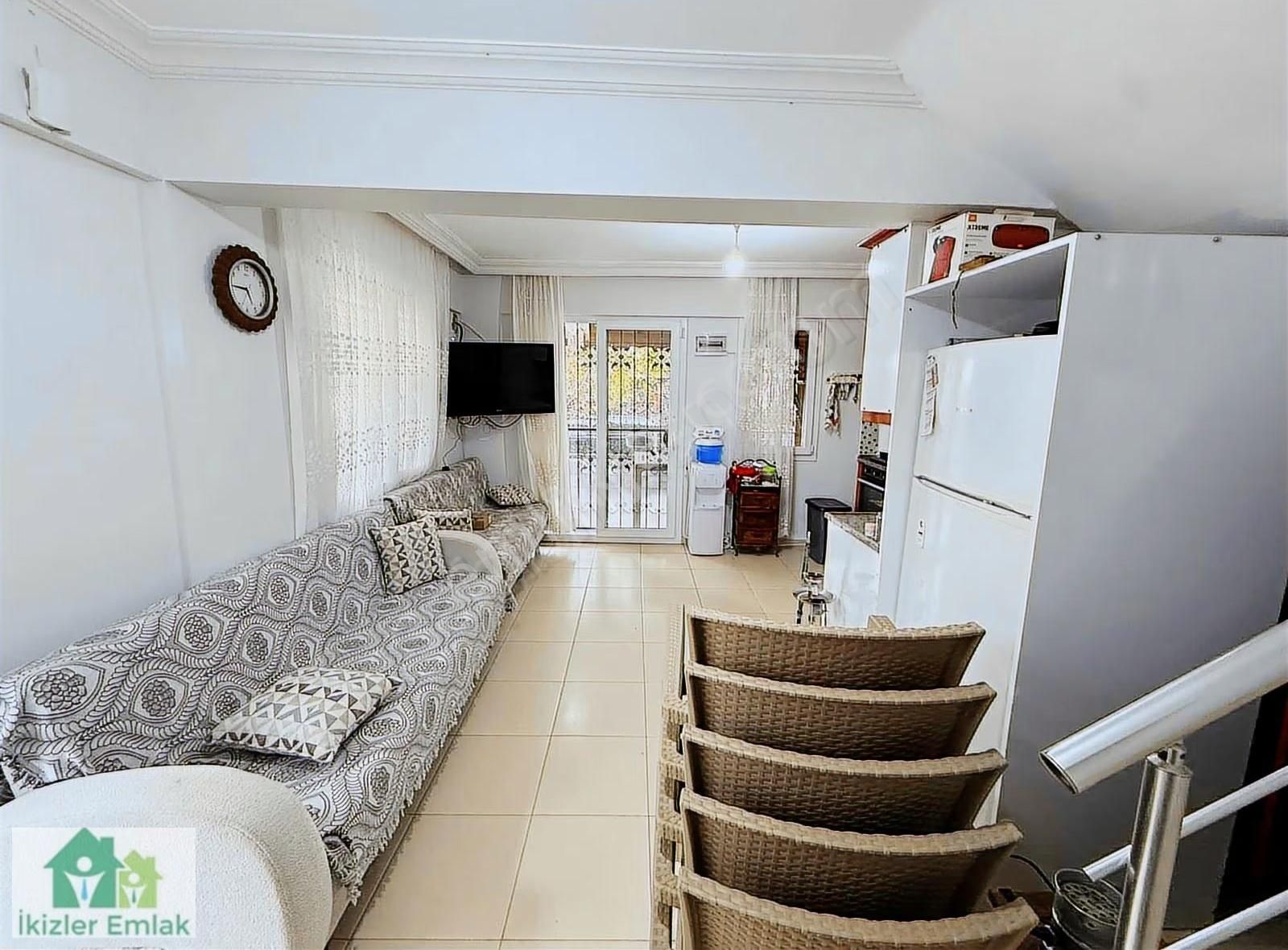 Seferihisar Doğanbey'de Satılık 5+1 Geniş Bahçeli Dublex Villa - Görsel 31