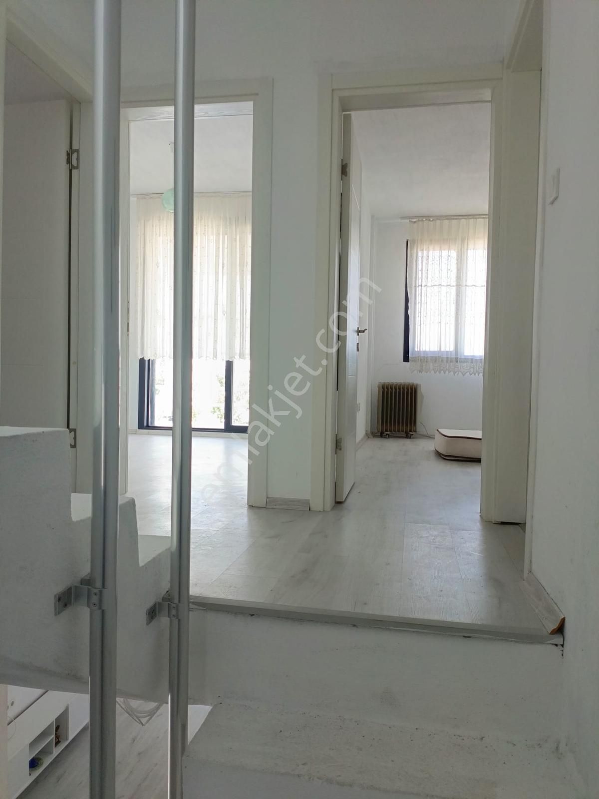 Mordoğanda Geniş Tripleks Havuzlu Site İçinde Bakımlı Bahçeli - Görsel 5