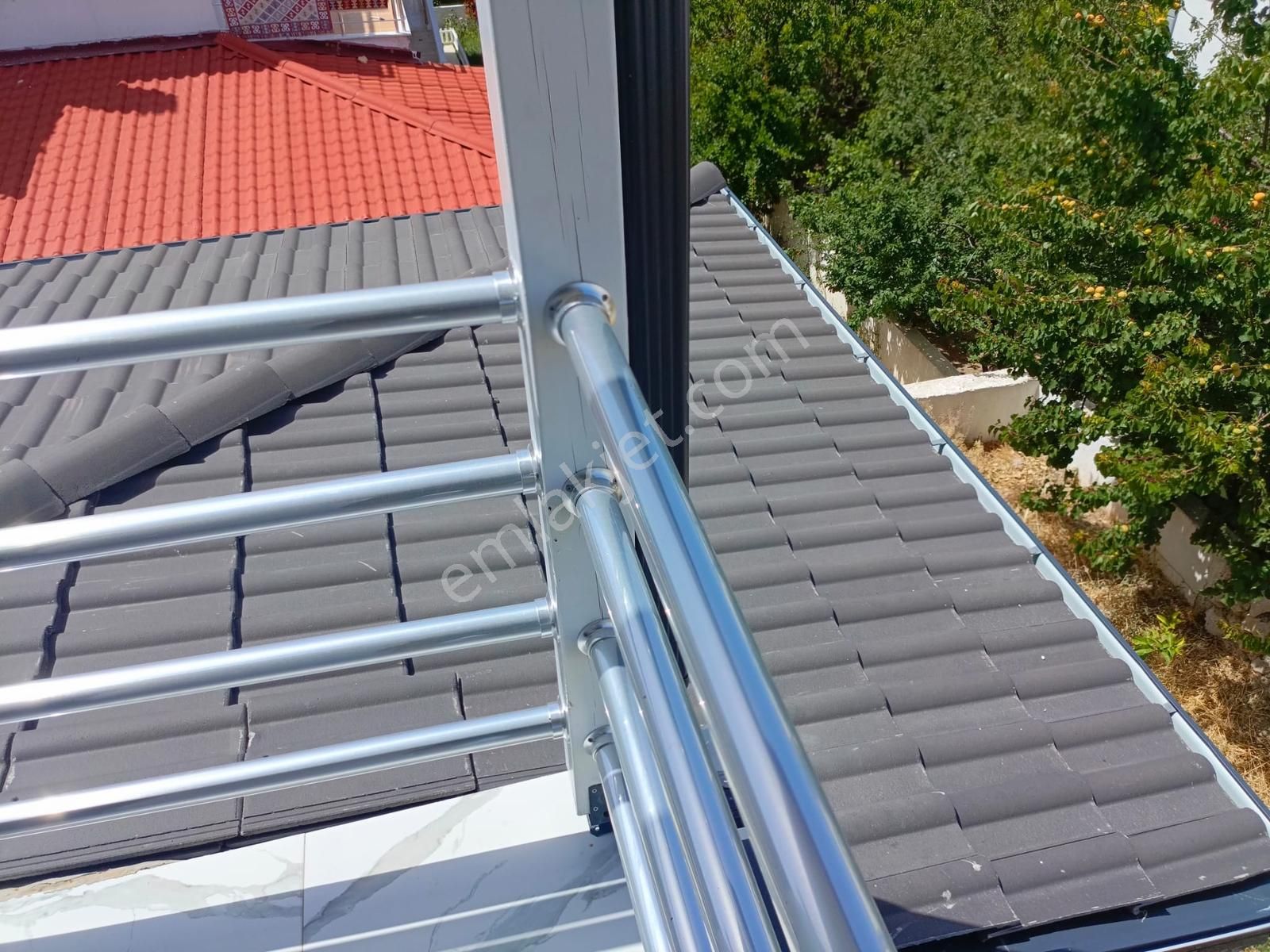 Mordoğanda Geniş Tripleks Havuzlu Site İçinde Bakımlı Bahçeli - Görsel 25