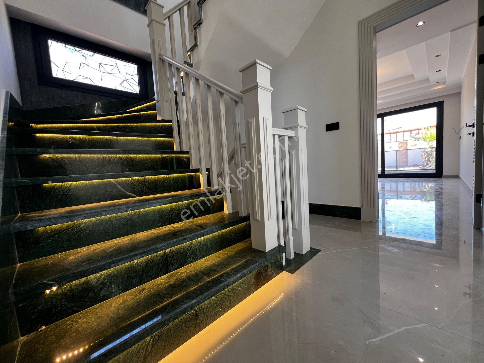 Yiğit'ten Altınolukta 5+1 Spa Konforu Havuz Jakuzi Hamamlı Villa - Görsel 12