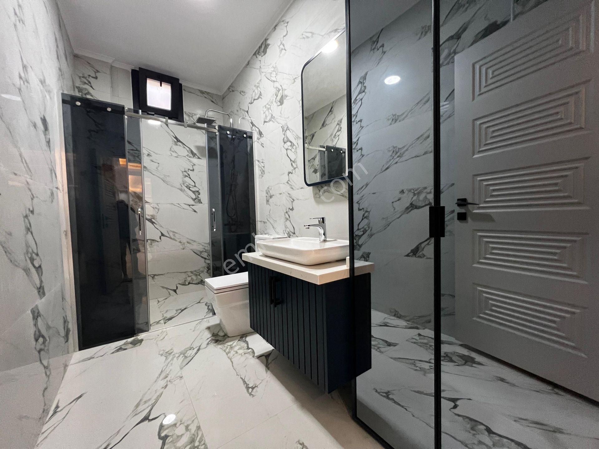 Yiğit'ten Altınolukta 5+1 Spa Konforu Havuz Jakuzi Hamamlı Villa - Görsel 25