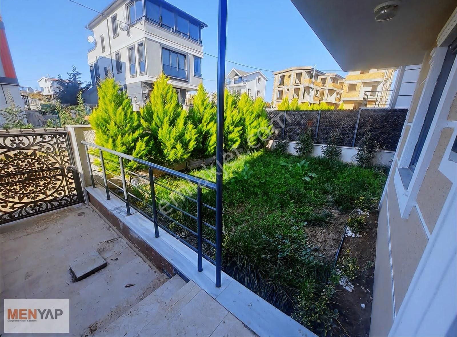 Deniz Tarafında 3+1 İskanlı Bahçeli Tribleks Villa - Görsel 19