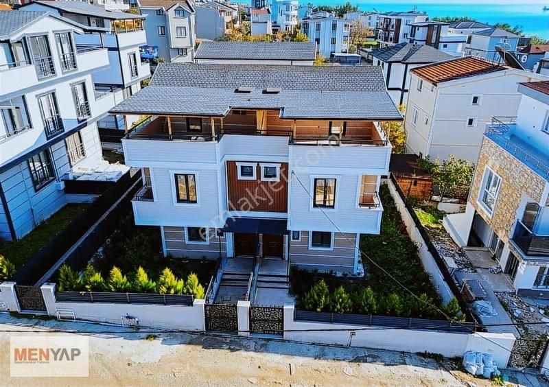 Deniz Tarafında 3+1 İskanlı Bahçeli Tribleks Villa - Görsel 5