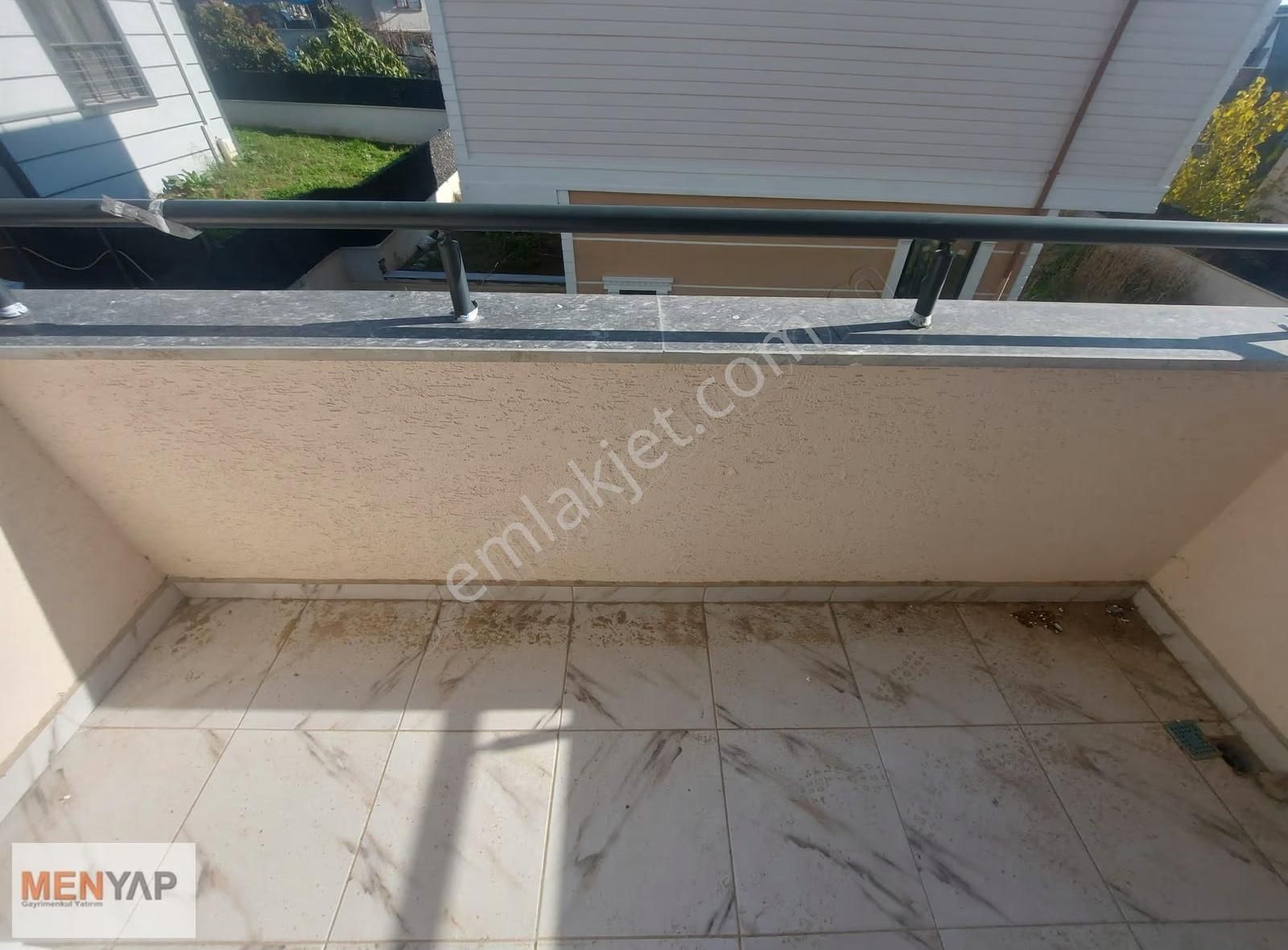 Deniz Tarafında 3+1 İskanlı Bahçeli Tribleks Villa - Görsel 14