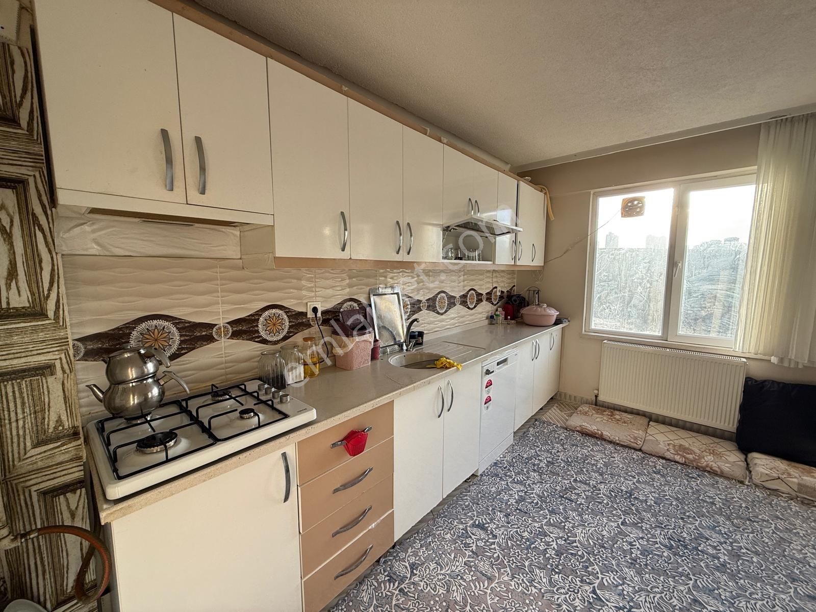 Özdemir Emlak,tan Şahapgürler,de Güney Cepe Ara Kat Asansörlü Manzaralı 3+1 Daire - Görsel 2