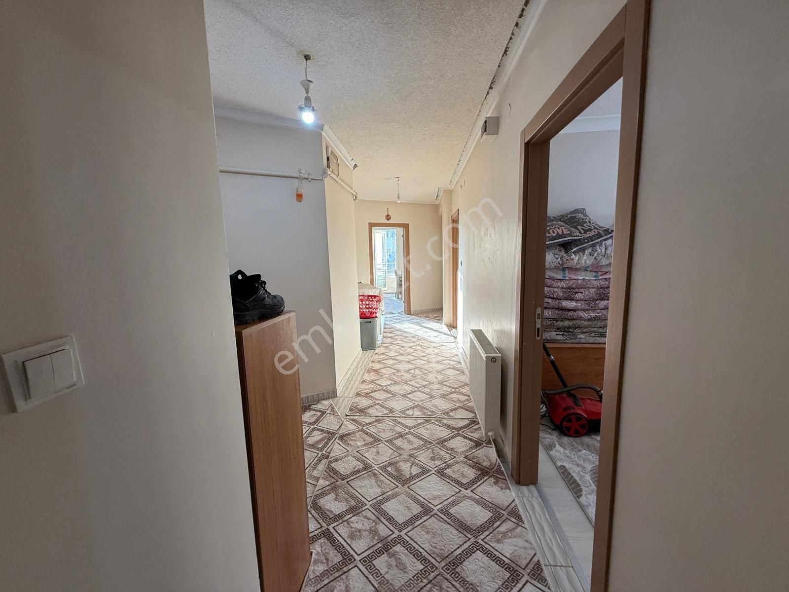 Özdemir Emlak,tan Şahapgürler,de Güney Cepe Ara Kat Asansörlü Manzaralı 3+1 Daire - Görsel 32