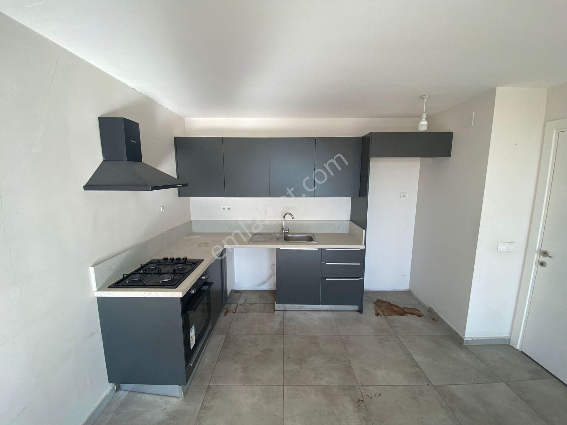 İz'den Kıyıboyun'da Site Konseptl Havuzlu 2+1 Emsalsiz Daire - Görsel 2