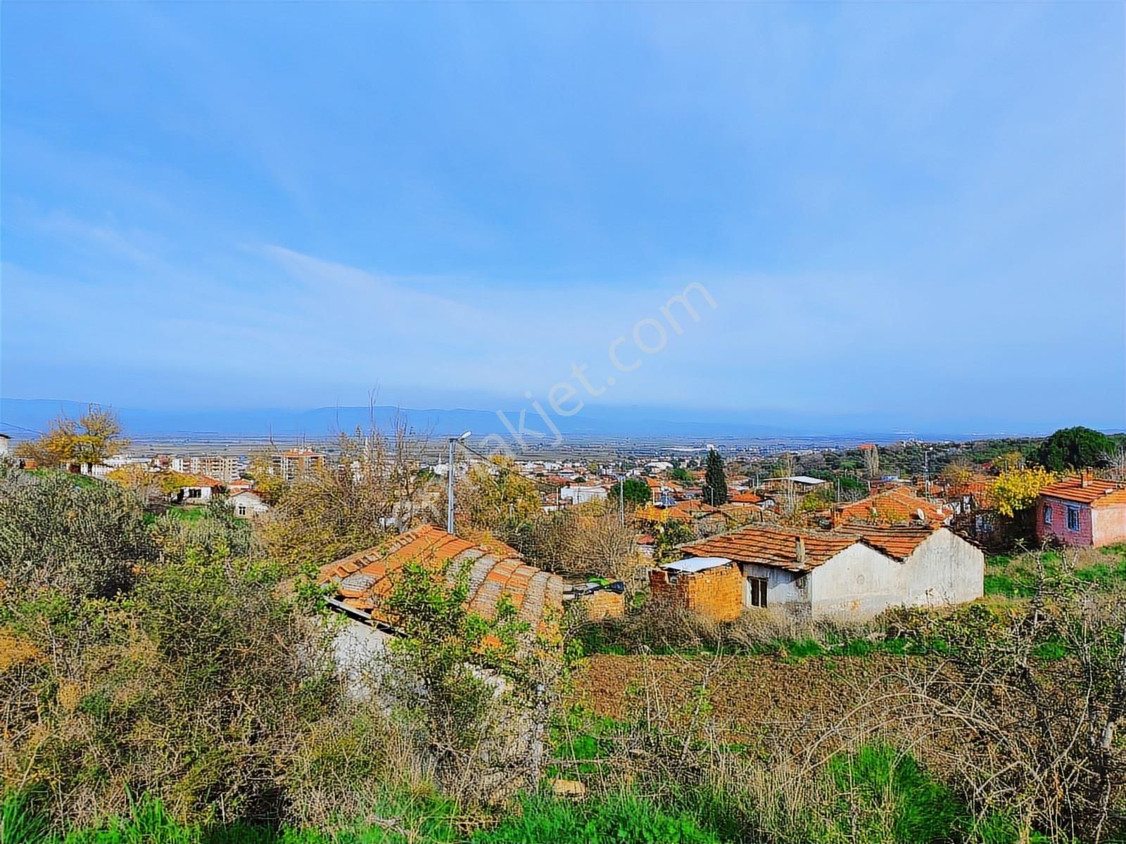 Kınık'ta 1.932 M2 Tek Tapulu Satılık Tarla - Görsel 2