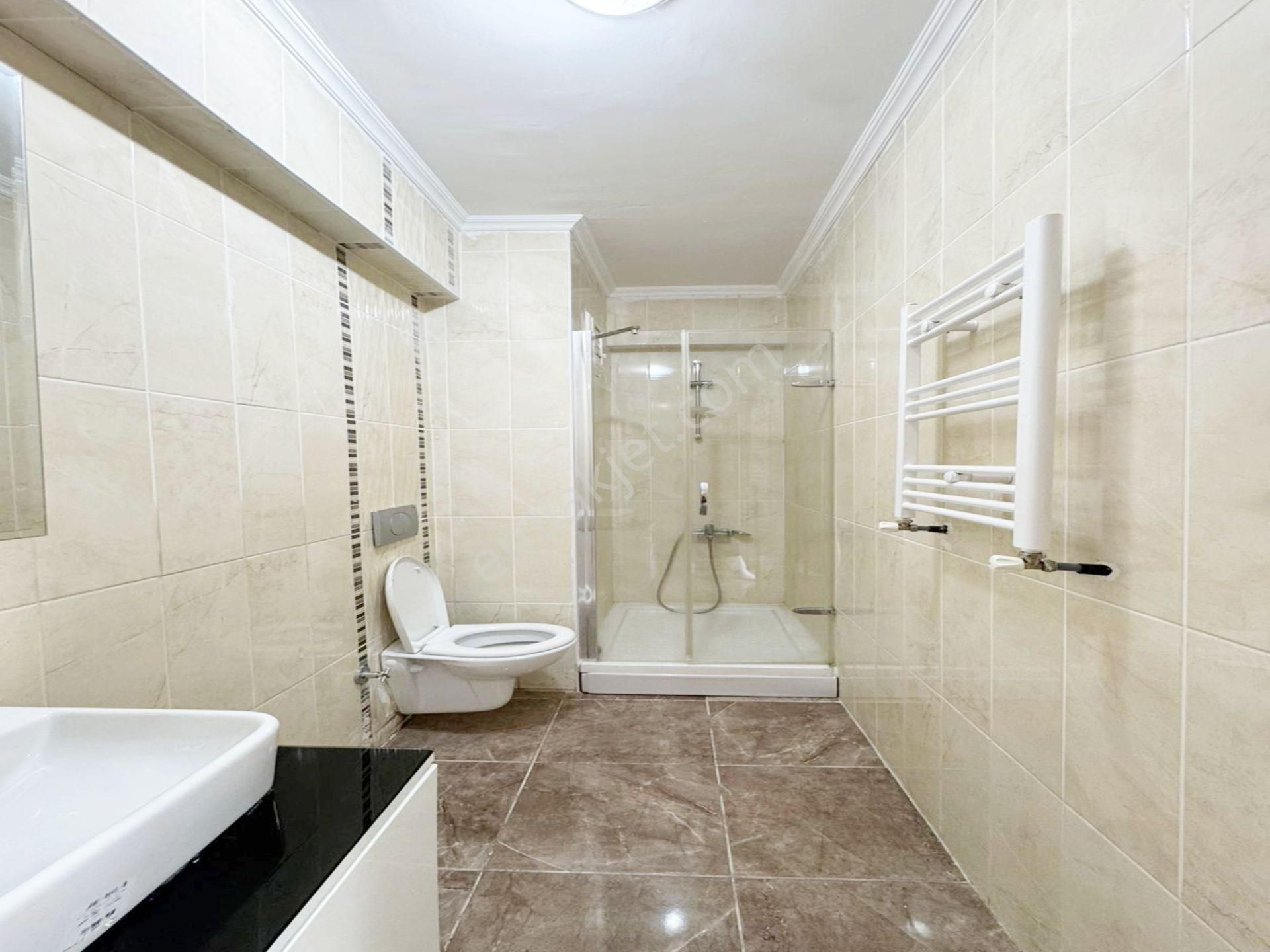 Bahçeşehir Akbatı Avm 2 Dk Yürüme Mesafesi Site İçi 2+1 Daire! - Görsel 7