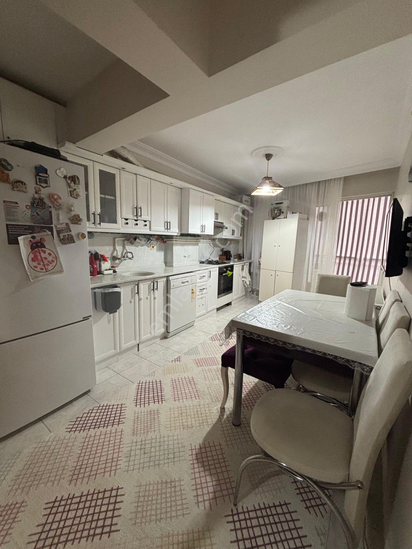 🏡uncu Bozköy Mahallesi 🏡 ✅3+1 140 M2 5 Katlının Ara Dubleksi ❇️kapalı Mutfak Özelikli